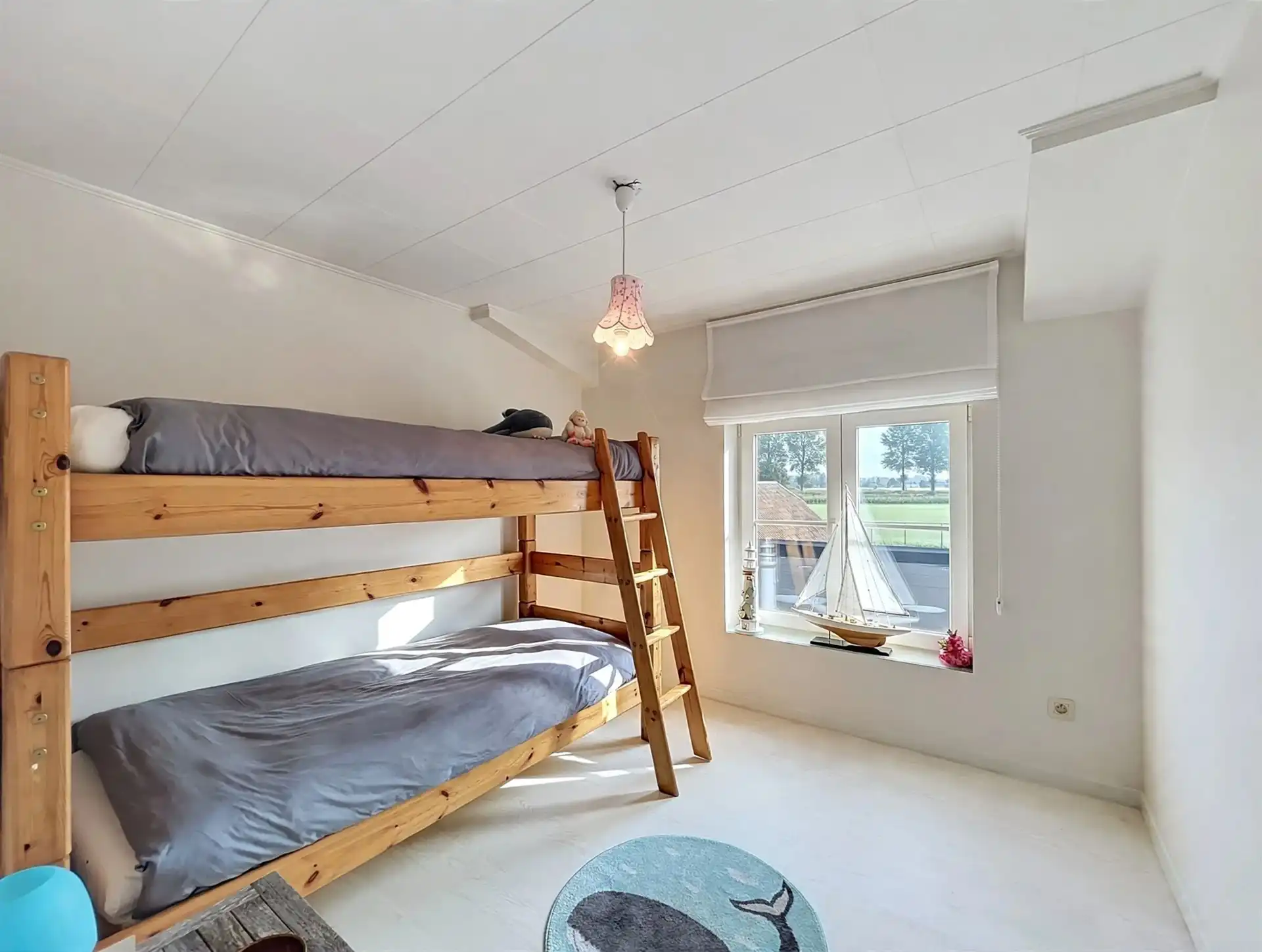 Energiezuinge open bebouwing met 5 slaapkamers, magazijn, zwemvijver en poolhouse op perceel van 1188m² foto 18