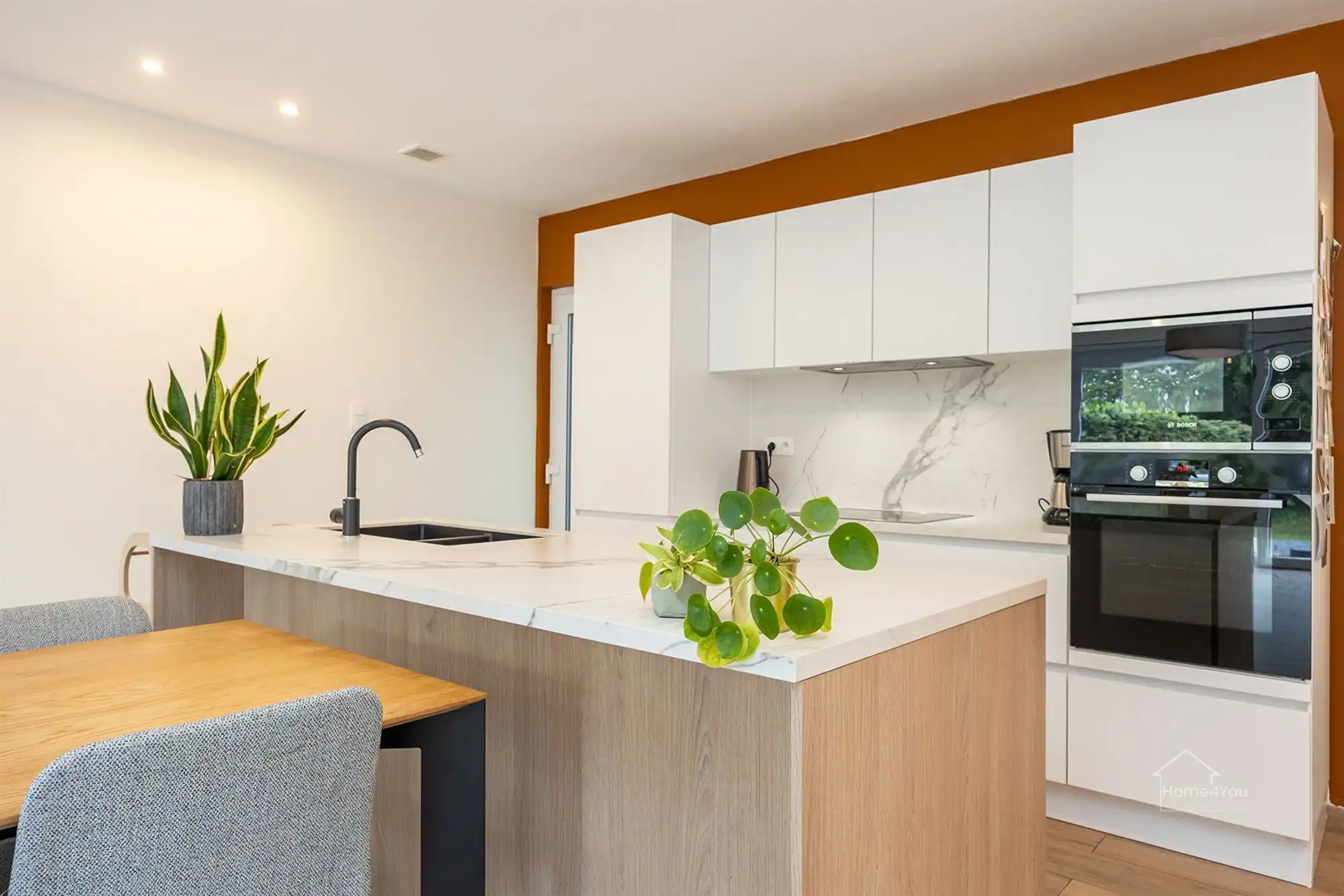 Prachtige Instapklare woning, A label, 4 slaapk+ bureel foto 5