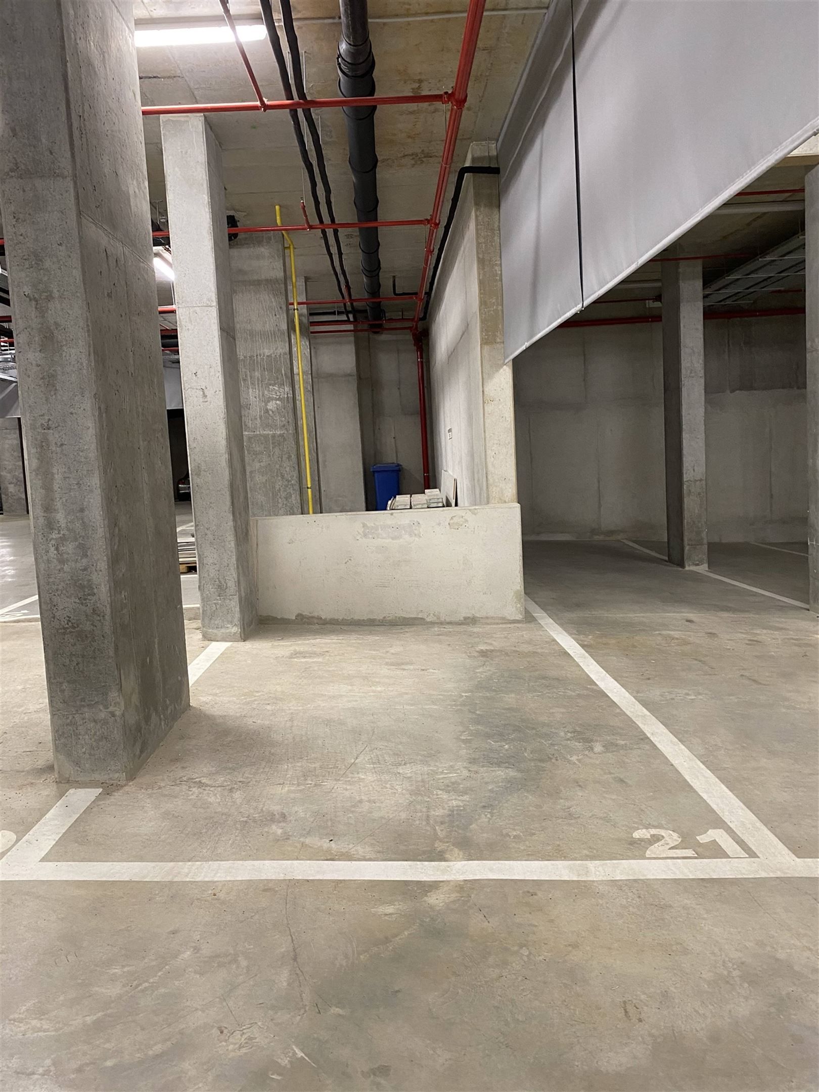 3 autostaanplaatsen aan het Eilandje foto 10