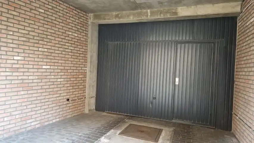 Praktisch ingericht en ruim APPARTEMENT met 2 slaapkamers, mooie leefruimten en garage in centrum van Tienen. foto 28