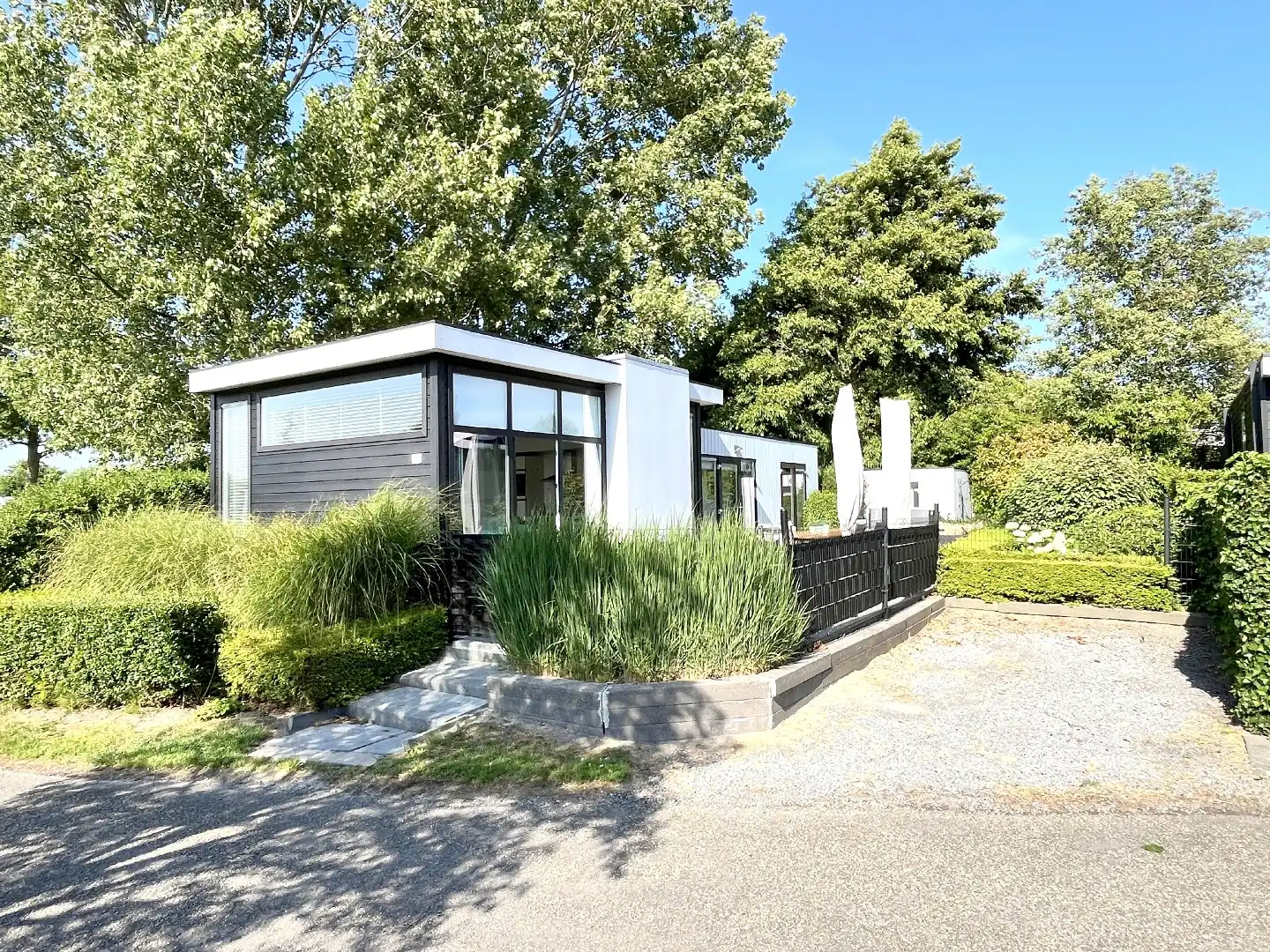 2-slpkr vakantiewoning met tuin & parkeerplaats foto 3