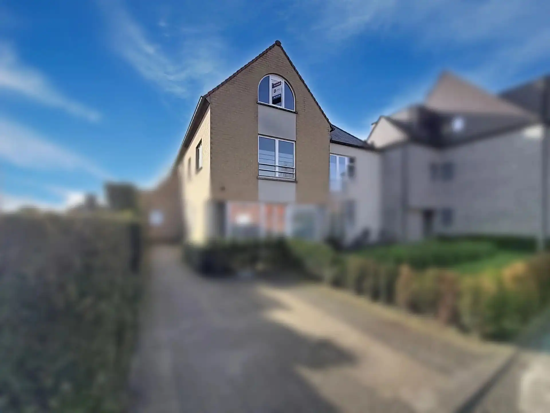 Ruim appartement met 1 slaapkamer, berging en staanplaats te Mol-Ezaart. foto {{pictureIndex}}