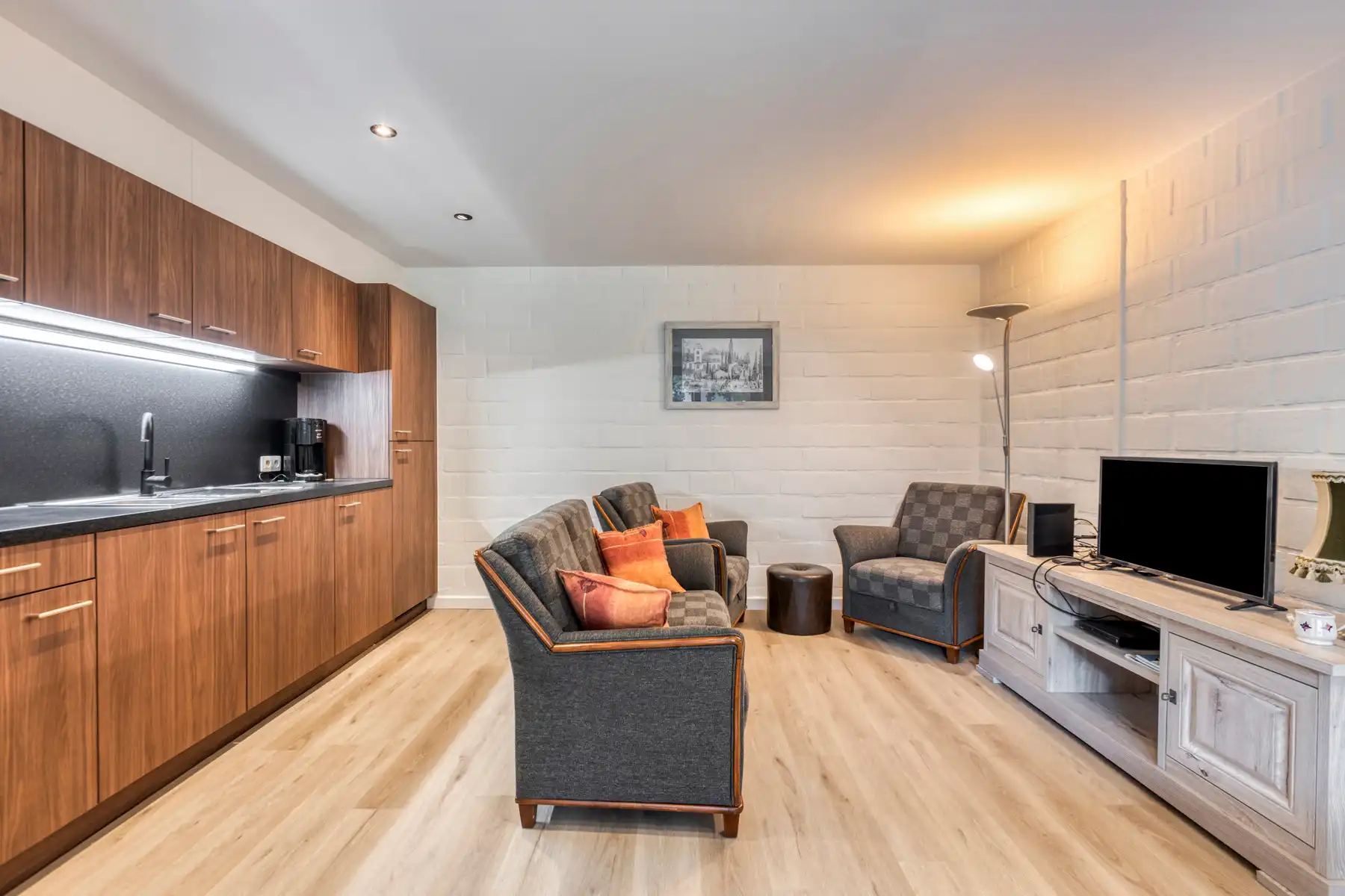 Volledig gerenoveerde vakantiewoning in Hengelhoef – Instap klaar en gemeubileerd! foto 5