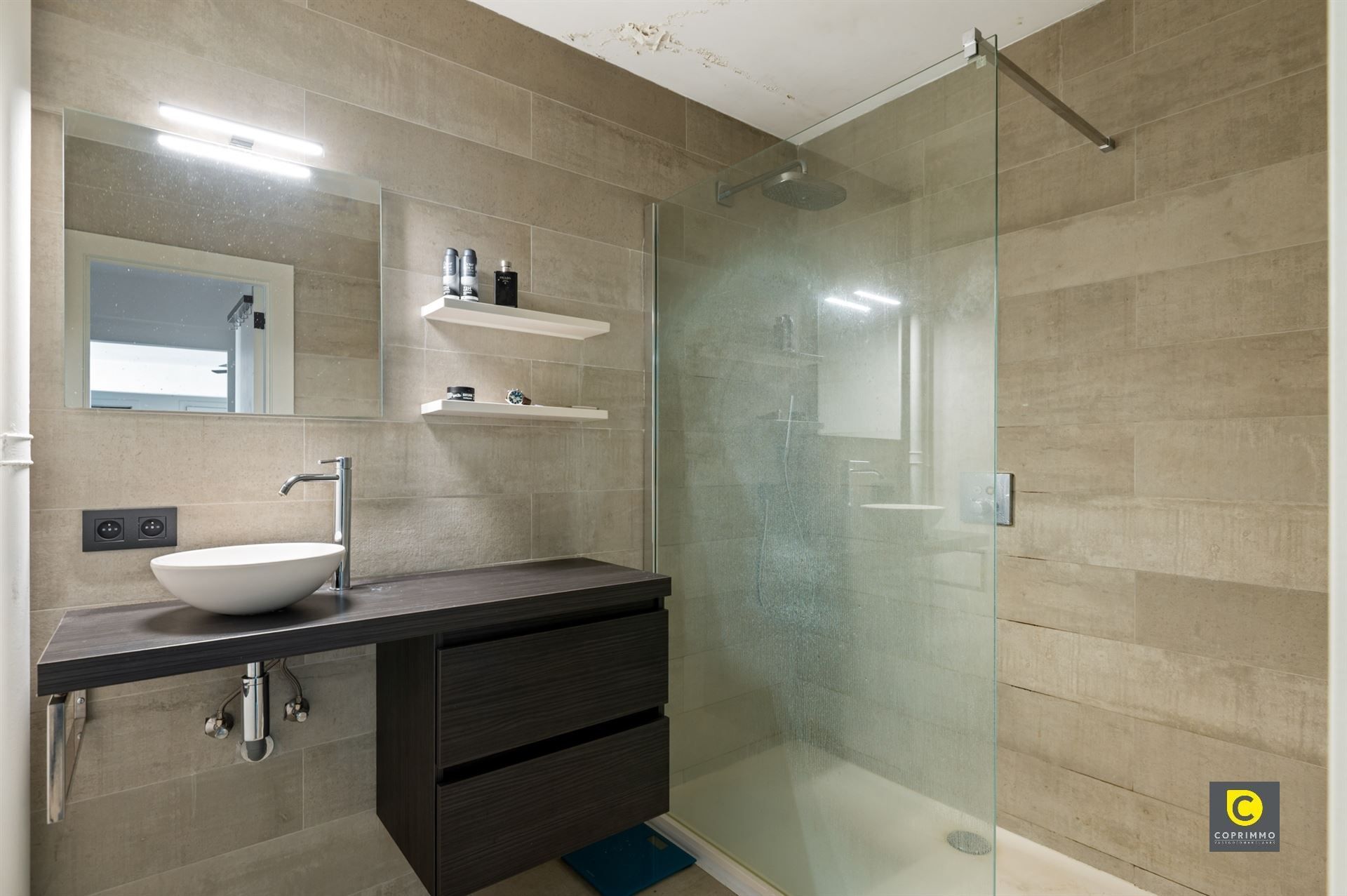 Recent gerenoveerd pareltje met prachtig uitzicht! foto 7