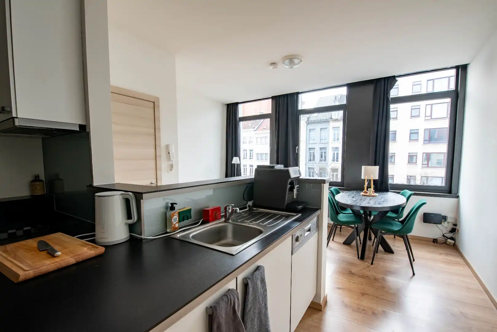 Kot/kamer te huur Paardenmarkt 129 - - 2000 Antwerpen