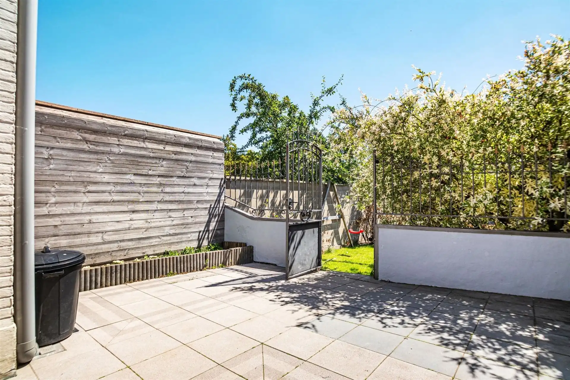 Instapklare woning met 4 slpk, kelder, ZO-tuin + uitweg foto 14