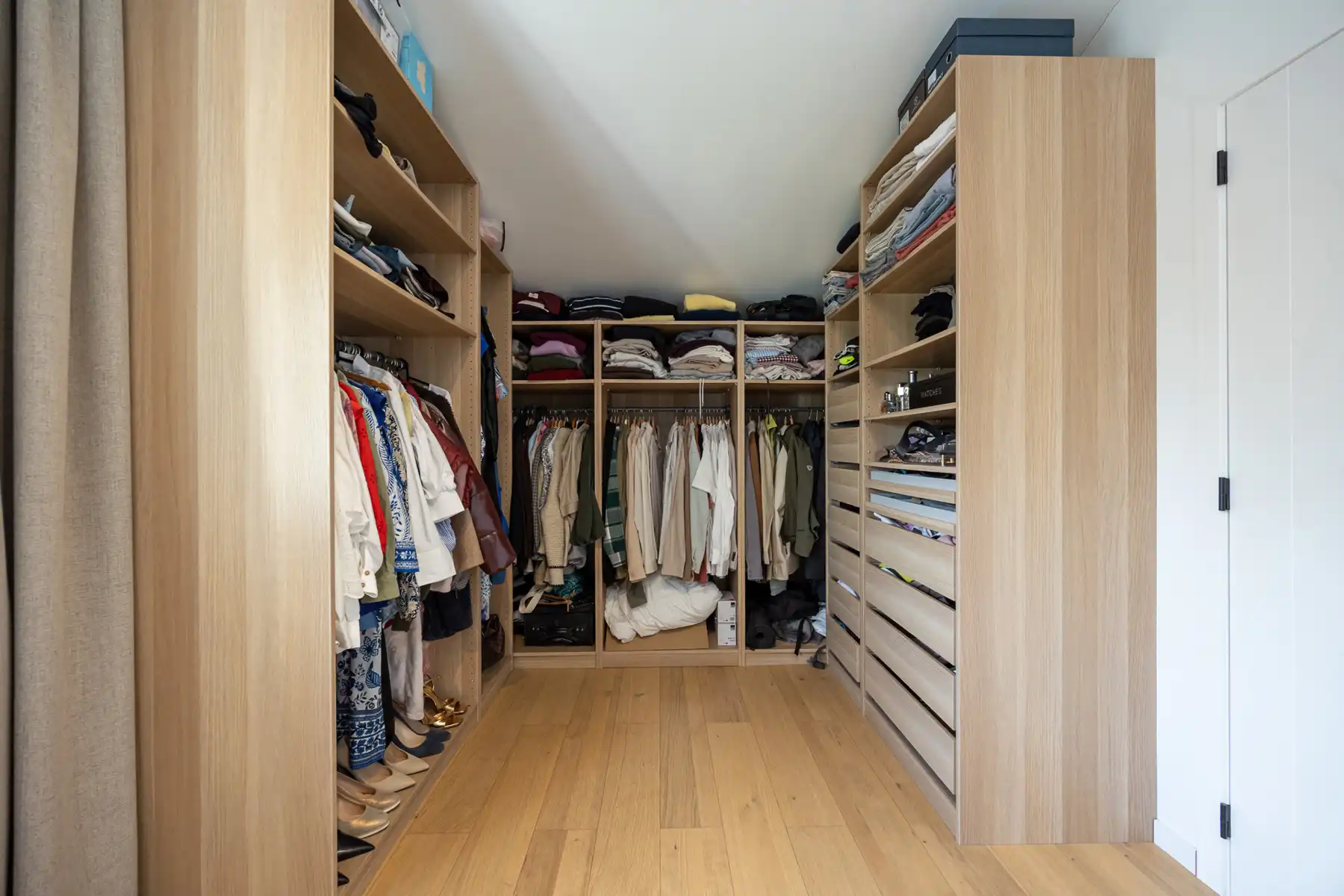 Volledig gerenoveerde woning met 3 slpk, bureau en EPC A foto 15