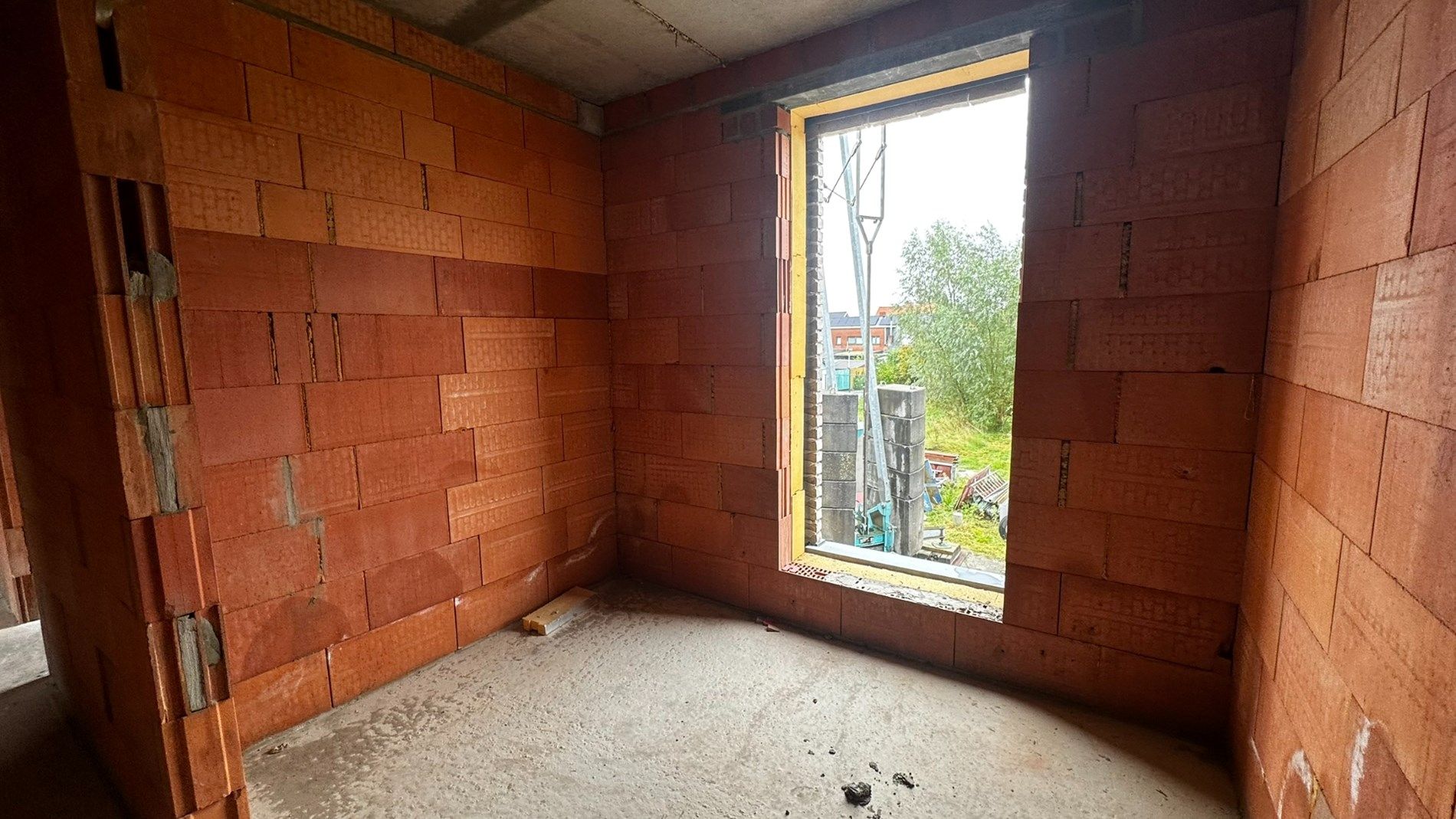 Te koop in Waasmunster: Moderne villa met vier slaapkamers foto 23