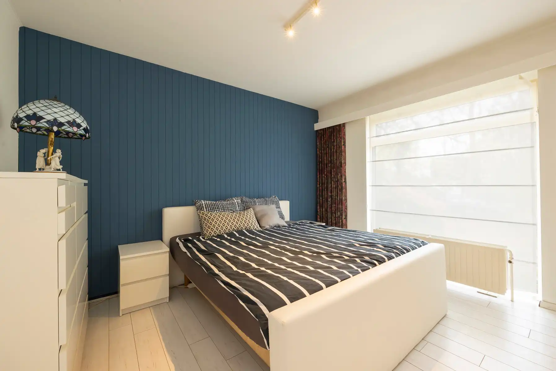 Te renoveren woning met 2 slpk op 1.473m² te Koningshof foto 16