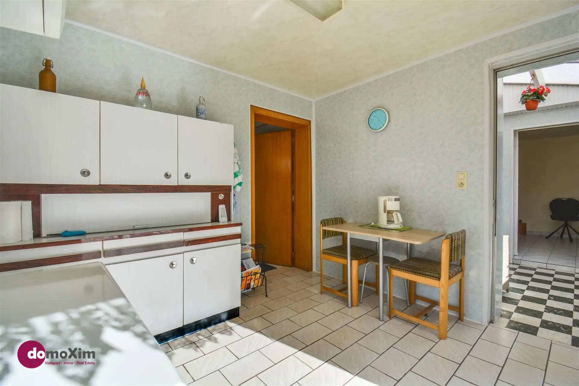 Te renoveren woning met polyvalente ruimte op toplocatie in Zemst foto 9