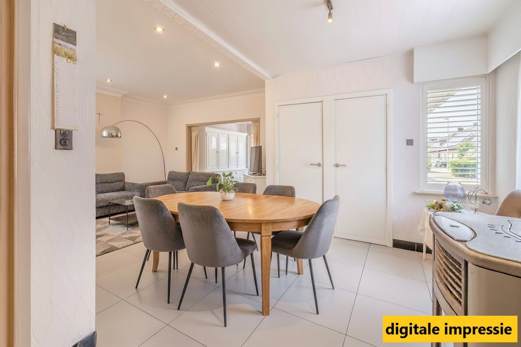 Op te frissen gezinswoning gelegen op rustige locatie foto 10