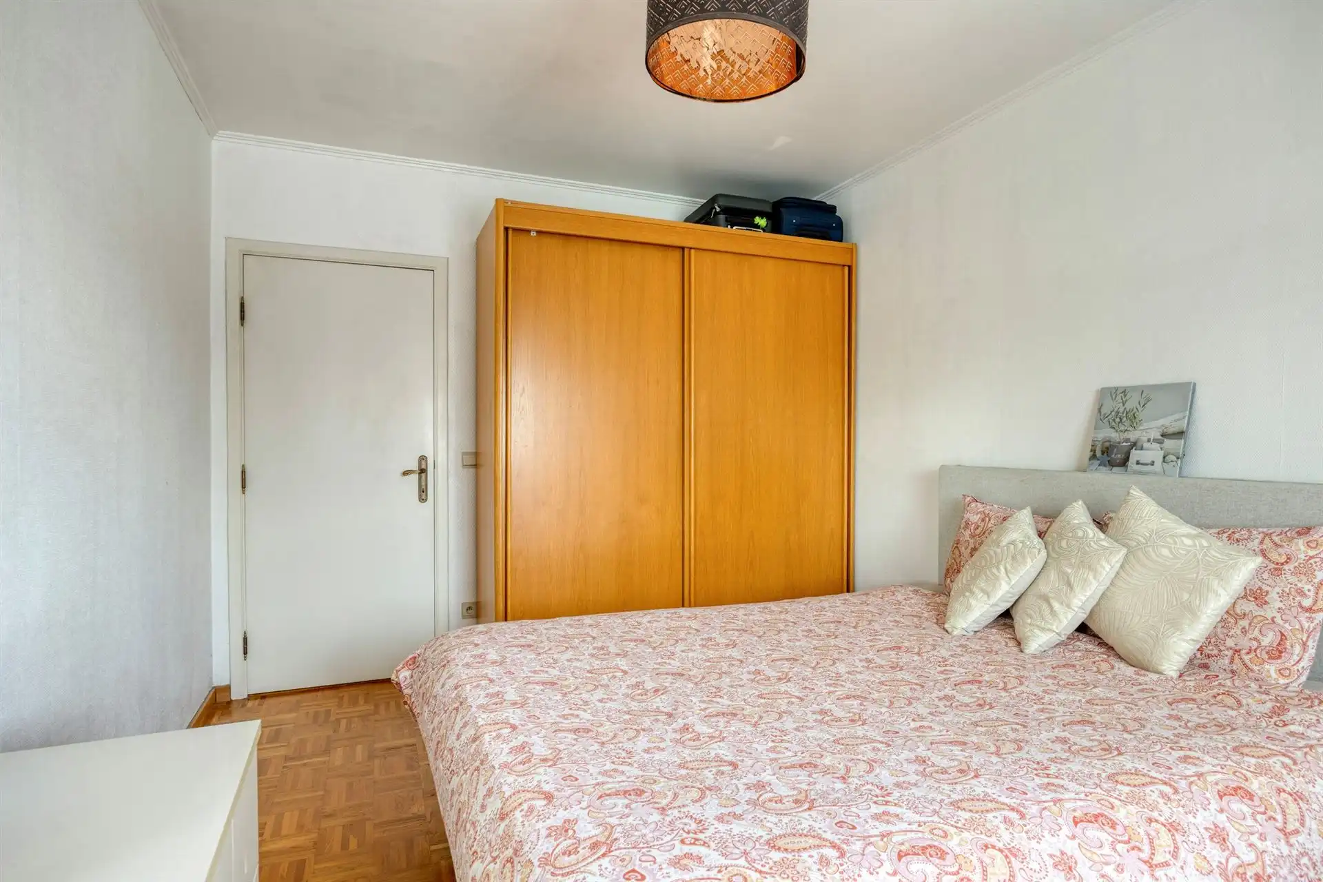 Instapklaar appartement met 2 slaapkamers. foto 14