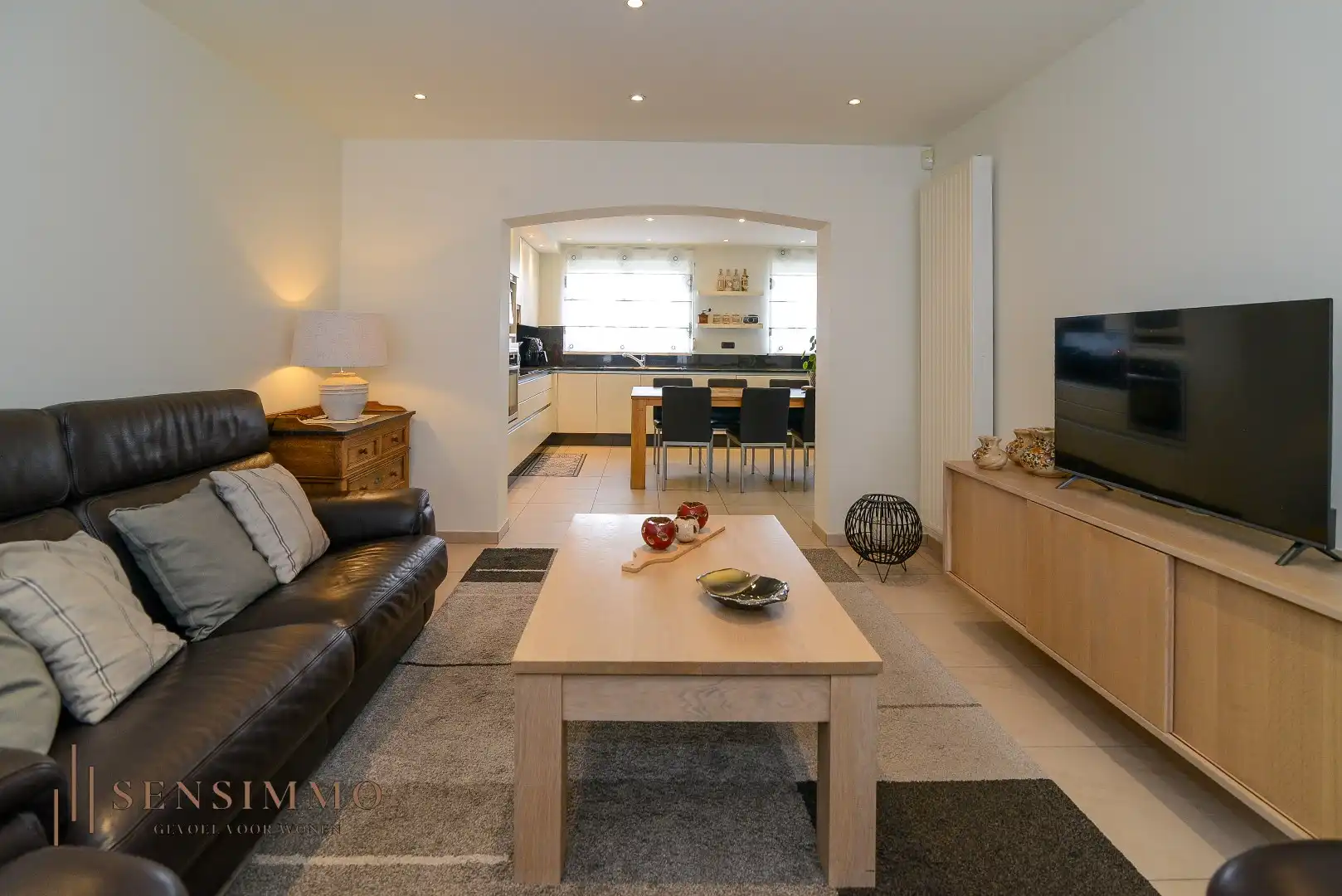 Halfopen woning met 4 slaapkamers foto 4