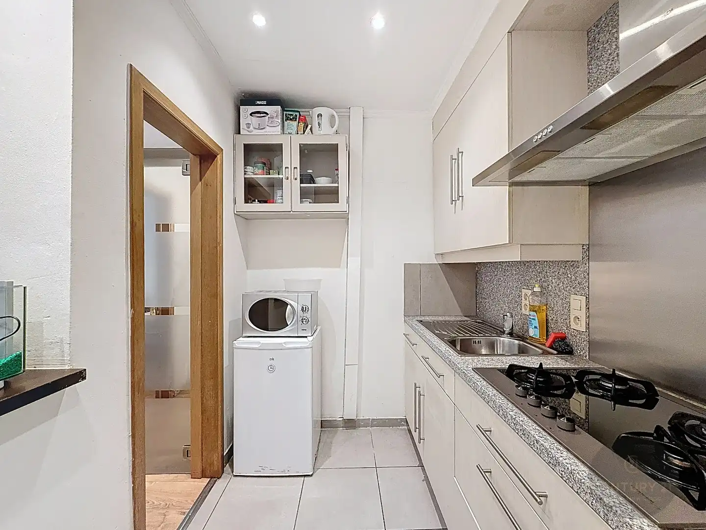 INSTAPKLAAR 2 slaapkamer app te BLANKENBERGE foto 4