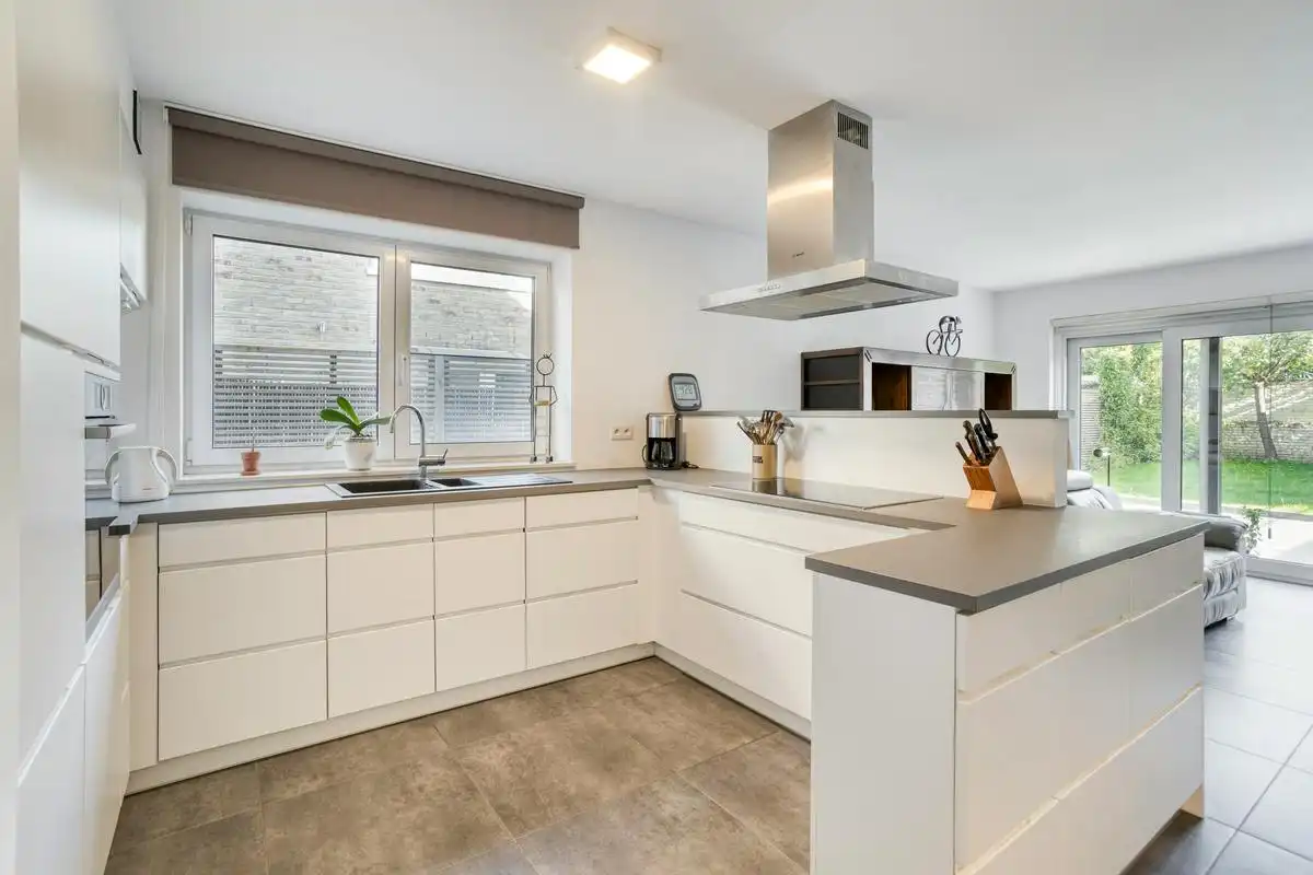 Moderne en energiezuinige halfopen bebouwing te koop foto 7