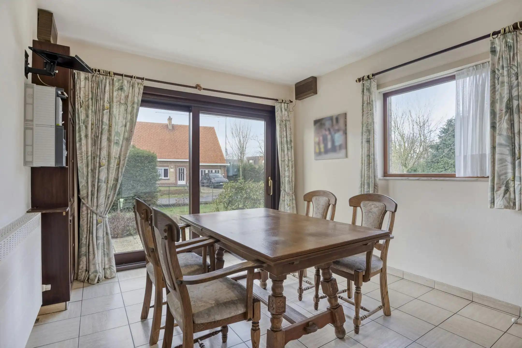 Gelijkvloerse villa op een perceel van maar liefst 2 342m² foto 8
