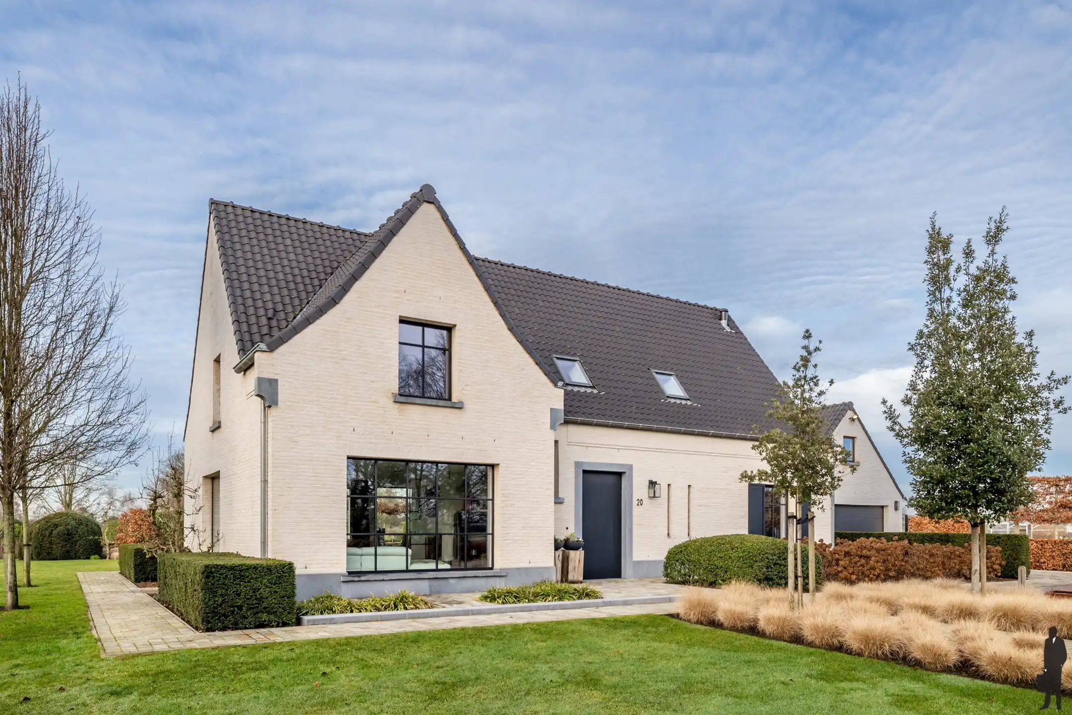 Instapklare villa temidden van uitgestrekte weilanden en landerijen!  foto 18