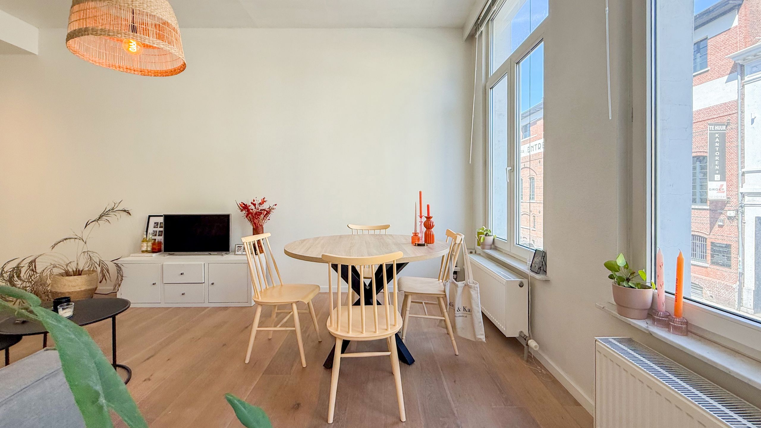  2-slpk-app. vlakbij gezellige Troonplaats foto 2