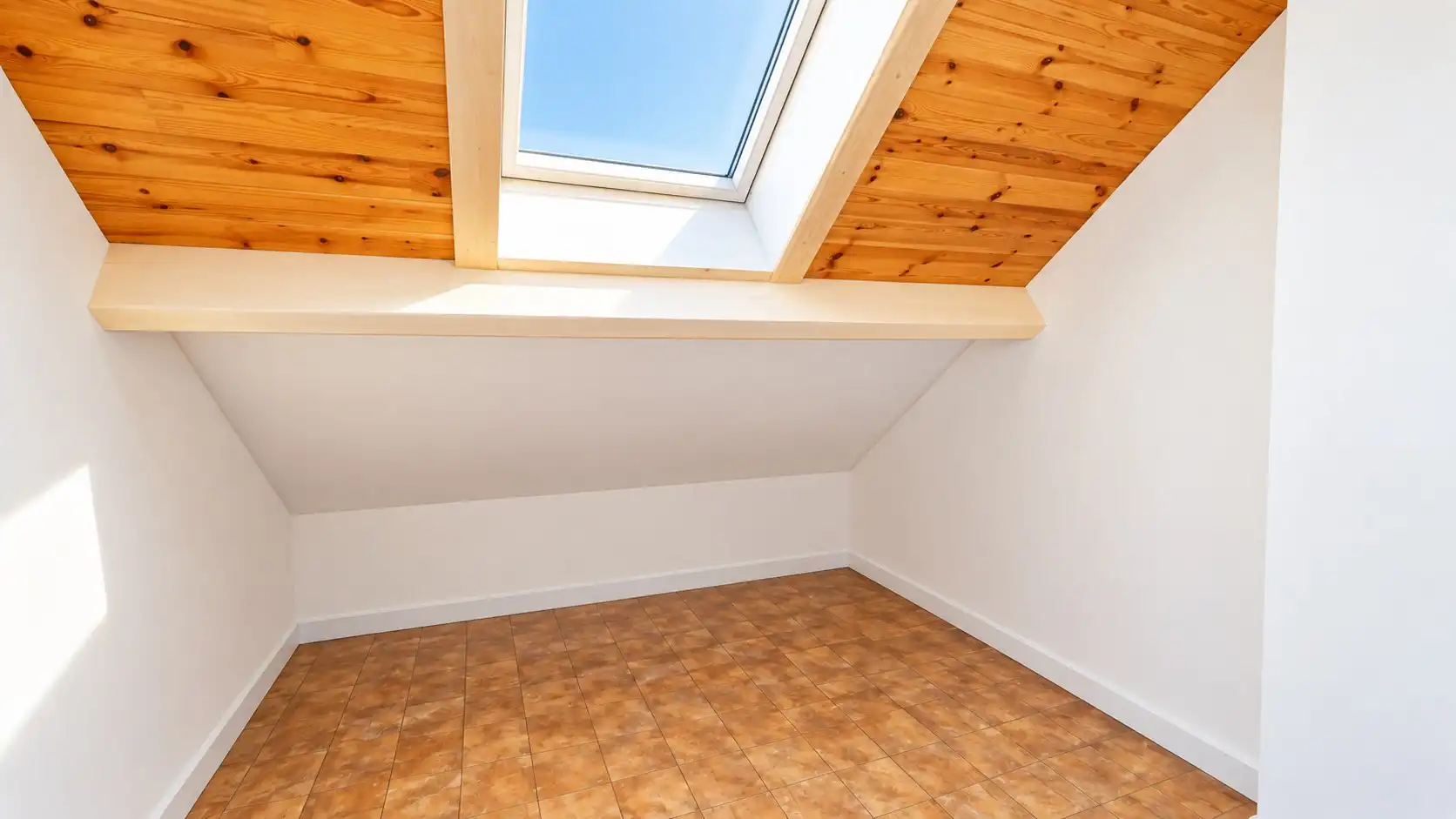 Gerenoveerde woning met terras in Sint-Niklaas foto 12