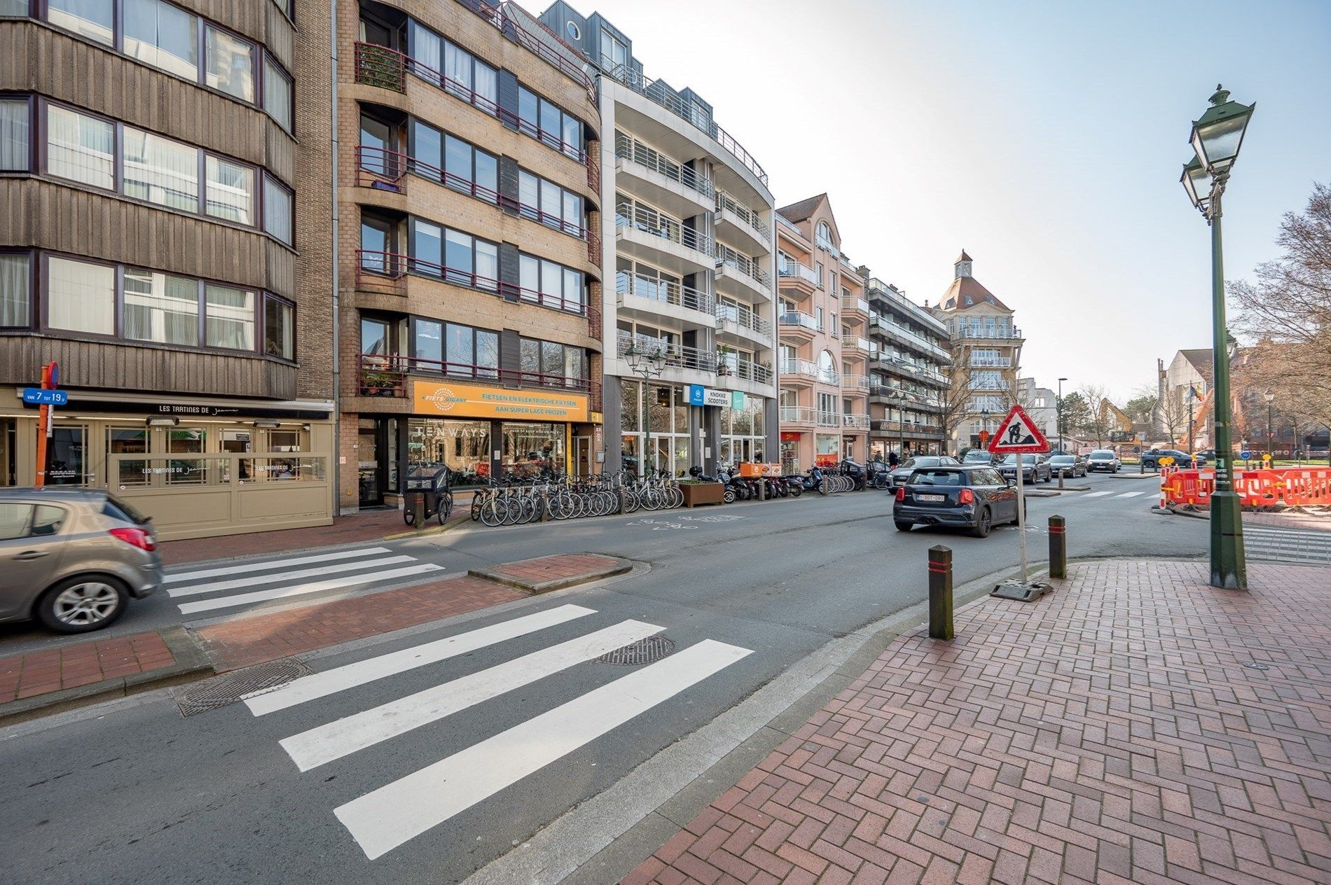 Appartement vlakbij alle winkels en het openbaar vervoer te Knokke foto 14