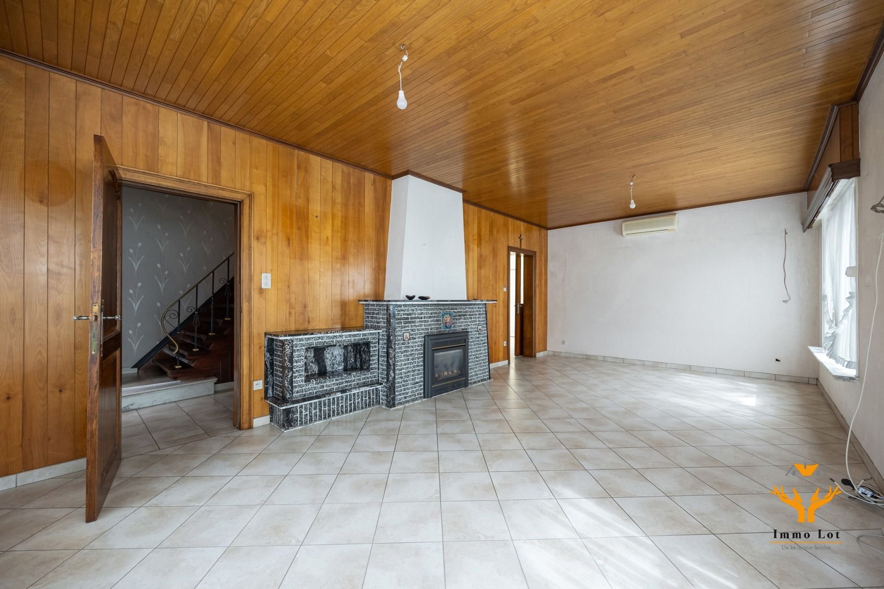 Ruime woning met 3 slaapkamers nabij centrum foto 4