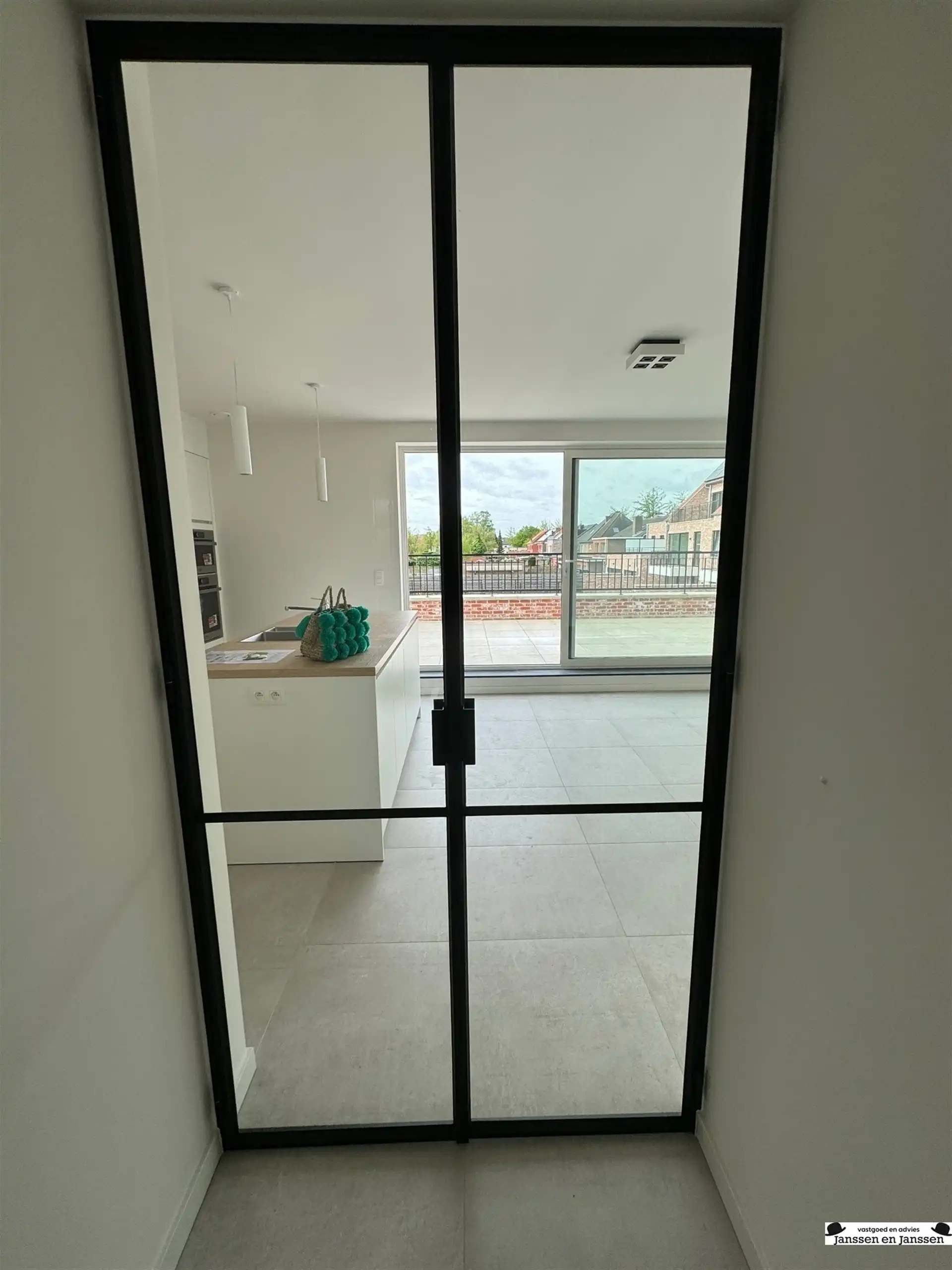 Luxe appartement, centraal gelegen met groot terras, 3 slaapkamers en EPC A foto 4