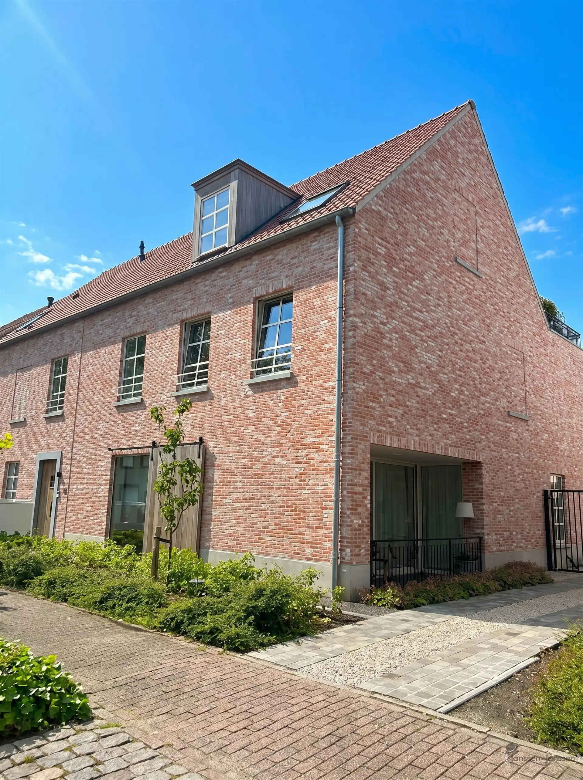 Luxe appartement, centraal gelegen met groot terras, 3 slaapkamers en EPC A foto 4
