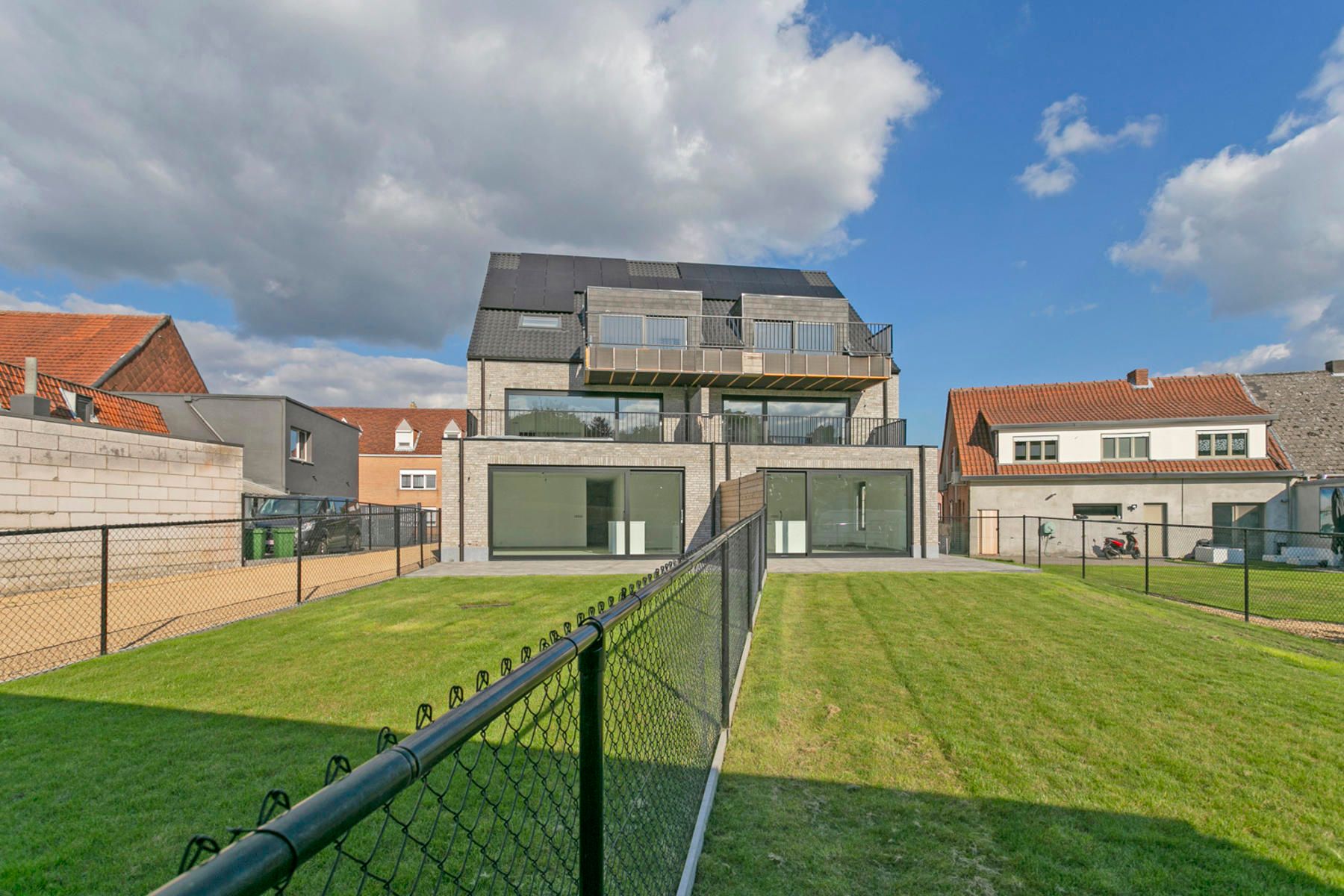 Zonnig nieuwbouw appartement met ruim terras te ITEGEM foto 11