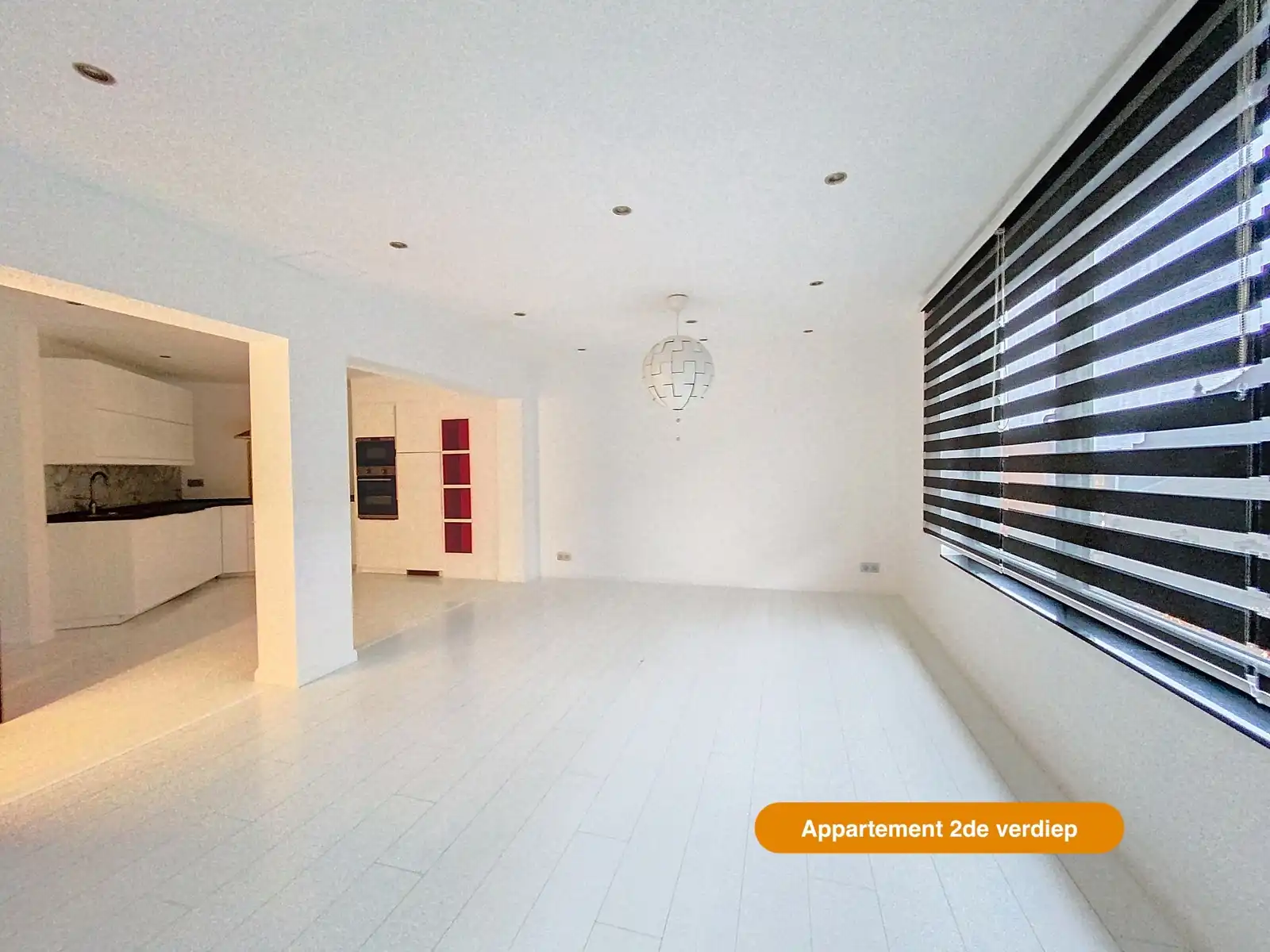 Unieke opbrengsteigendom met 2 appt + handel foto 16