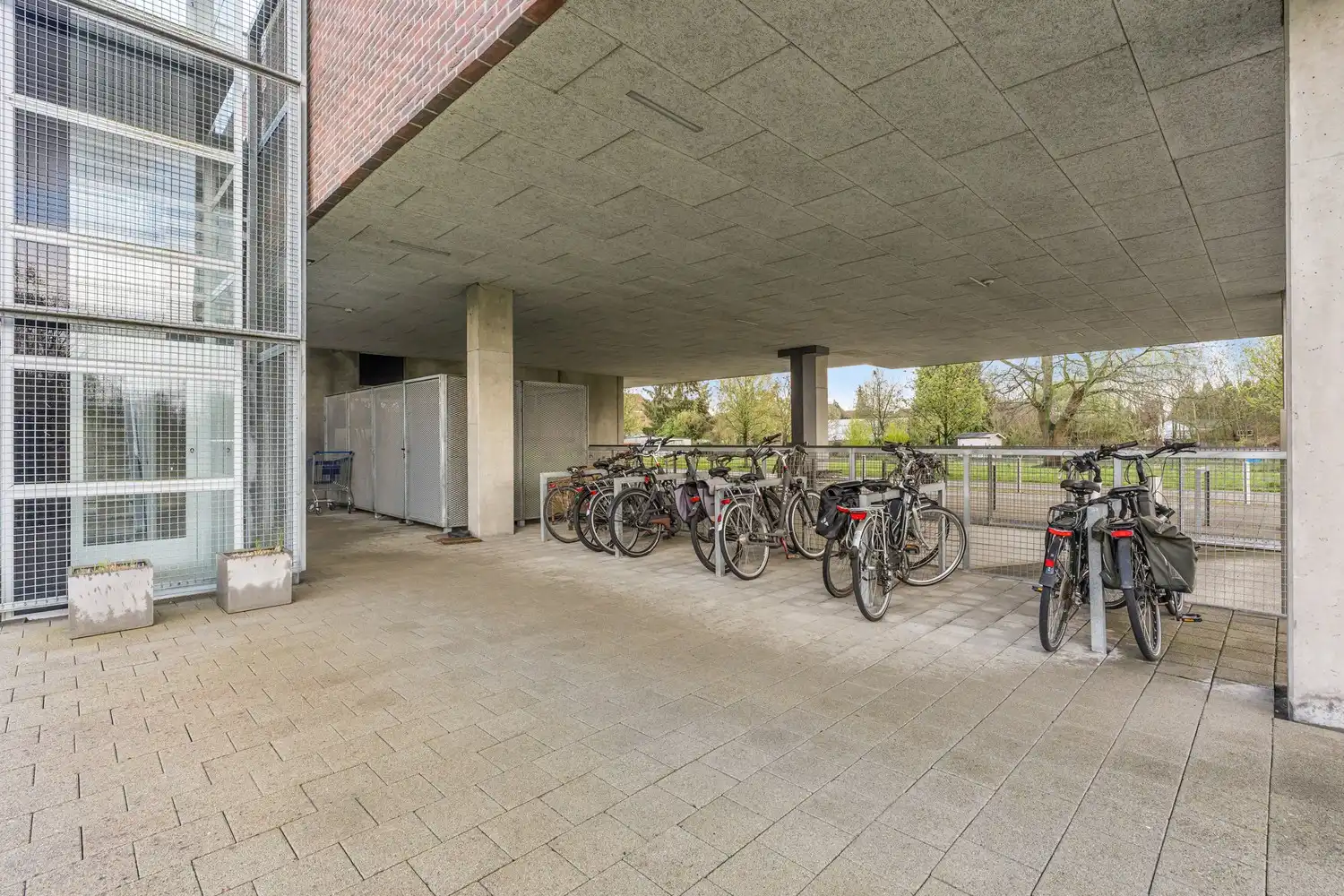 Instapklaar en rustig gelegen duplexappartement van 135m2 te 3012 Leuven (Wilsele) ! foto 24