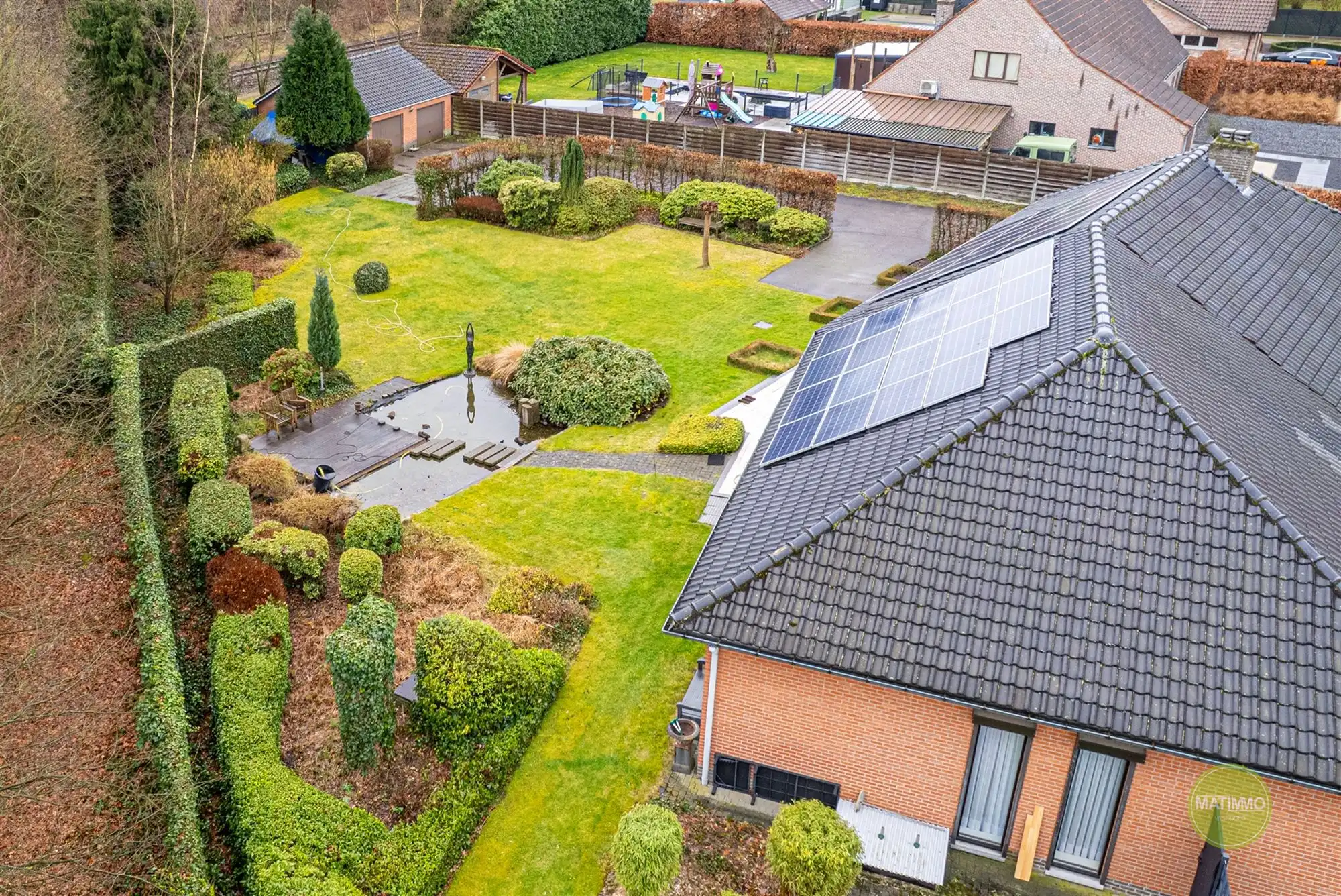 Rustig gelegen woning op een perceel van ruim 2.275 m2 foto 32
