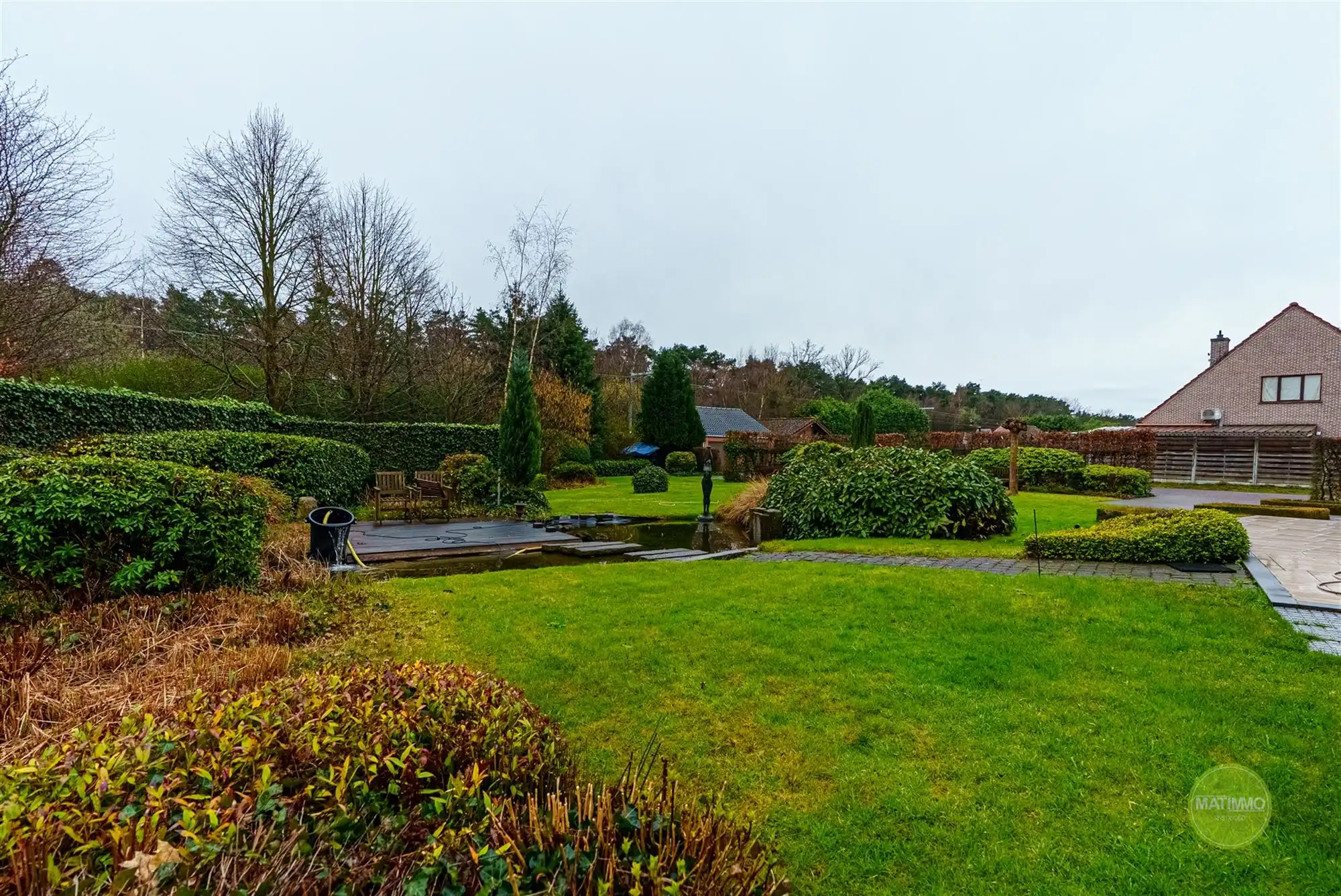 Rustig gelegen woning op een perceel van ruim 2.275 m2 foto 32