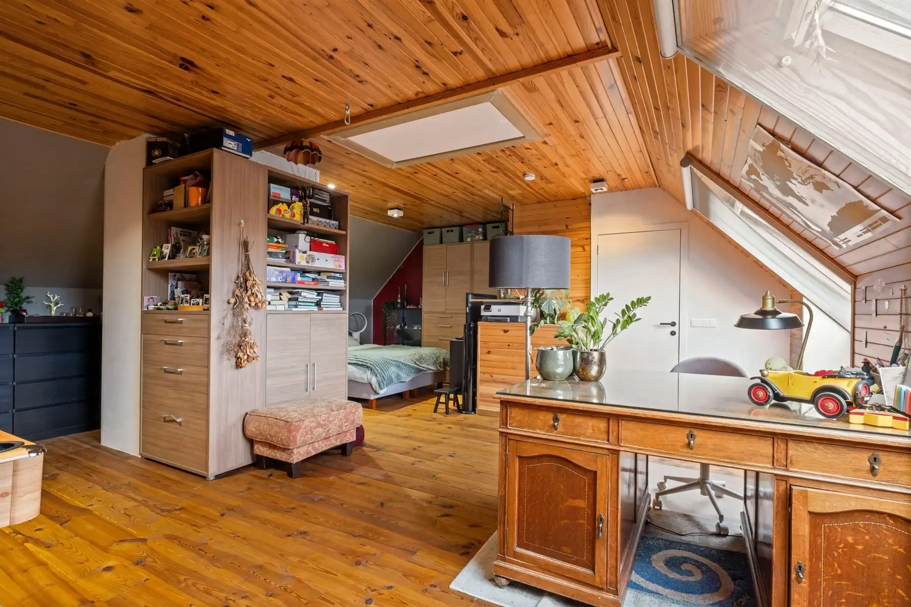 Instapklare woning met 3 slaapkamers en ingerciht zolder foto 13