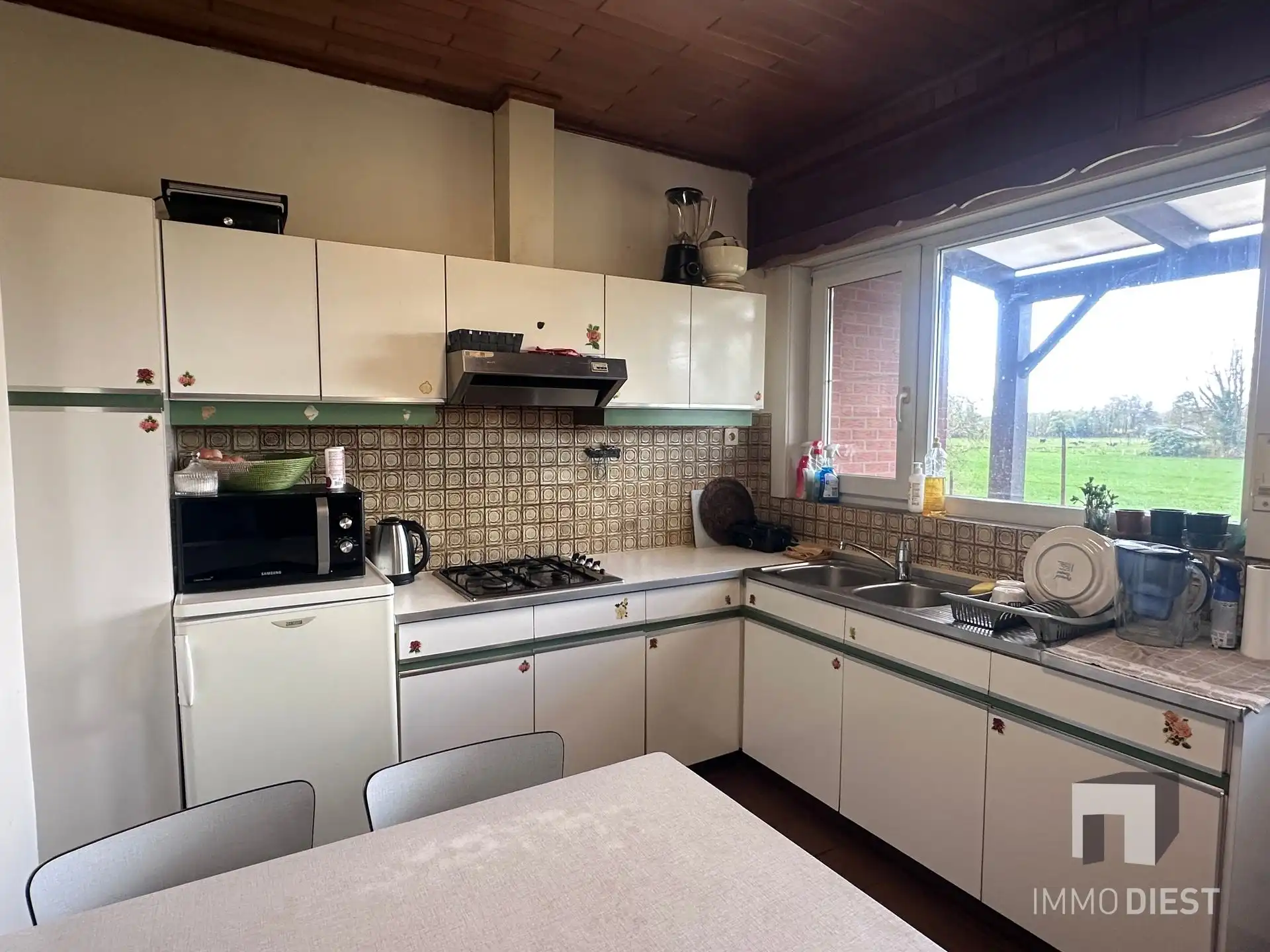 Woning met 3 slaapkamers, garage en zonnepanelen foto 7