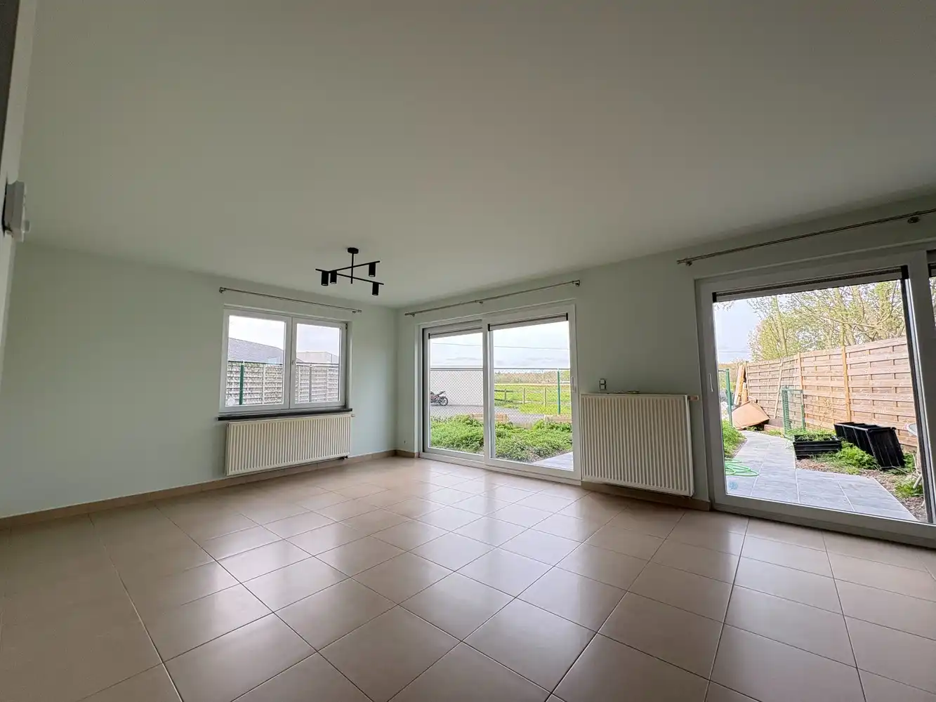 Gelijkvloers appartement met twee slaapkamers + autostaanplaats foto 5