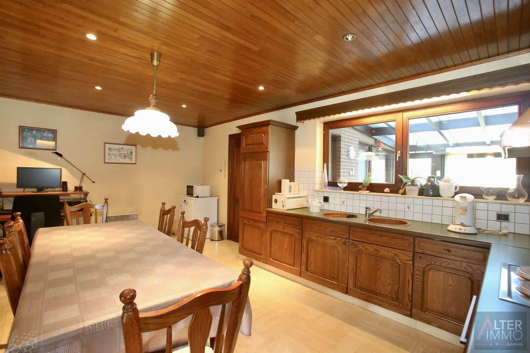 Opportuniteit! Gelijkvloerse woning met 3 slaapkamers op een groot en breed perceel (30 m) van 25a 65ca - EPC makkelijk te verbeteren! foto 13