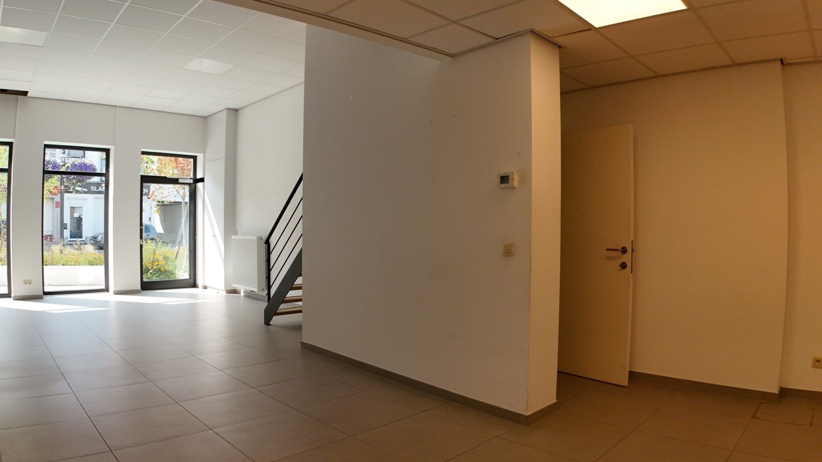 Veelzijdig handelspand in het centrum van Lokeren foto 6