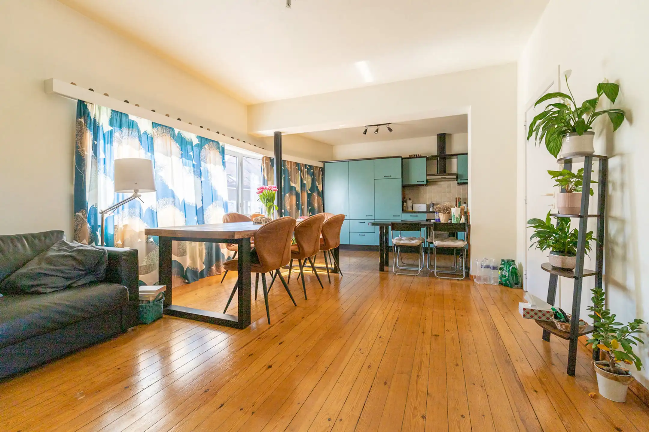 Ruim duplex appartement in het centrum van Sterrebeek foto 2