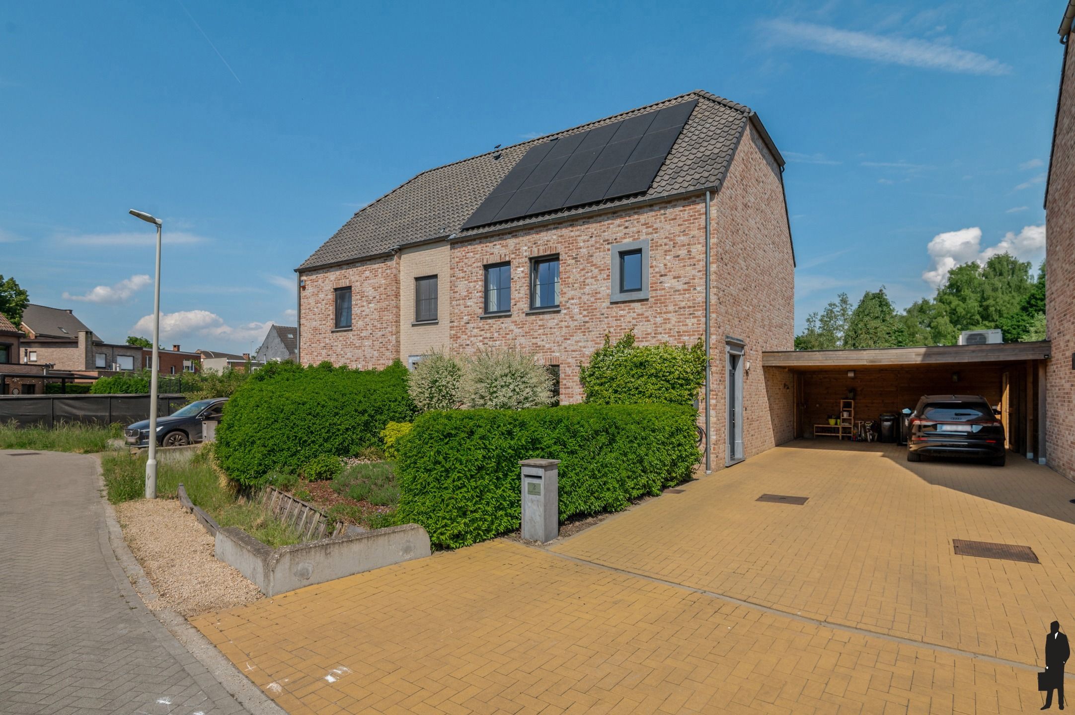 Instapklare woning in kindvriendelijke wijk! foto {{pictureIndex}}