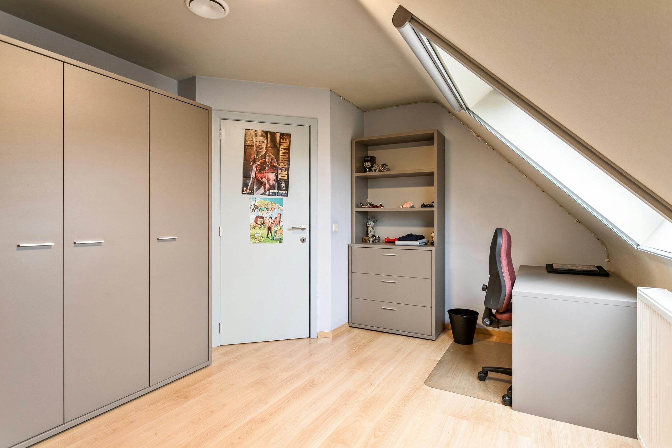 Volledig instapklaar huis met 3 kamers te koop in Deerlijk foto 13