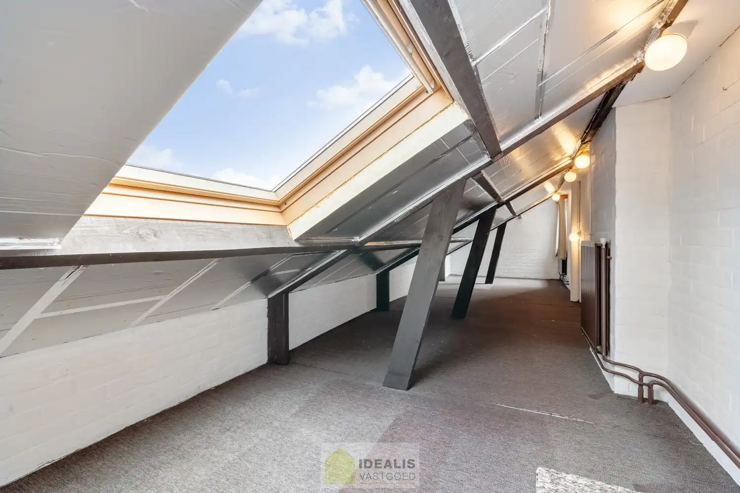 IDEALIS VASTGOED – VERZORGDE GEZINSWONING MET 2 SLAAPKAMERS (MOGELIJKHEID TOT MEER) OP AANGENAAM PERCEEL VAN 11A 28CA foto 24