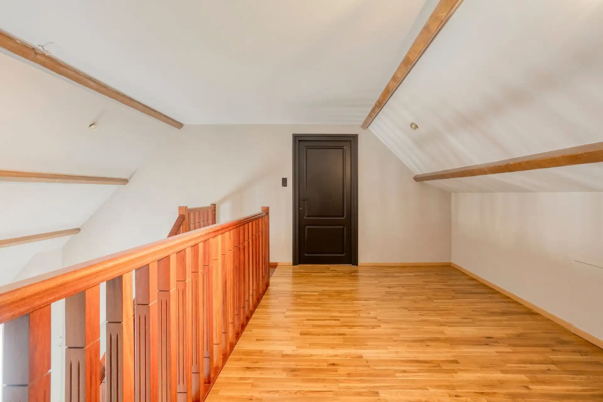 Ruime woning op een perceel van 20a! foto 21
