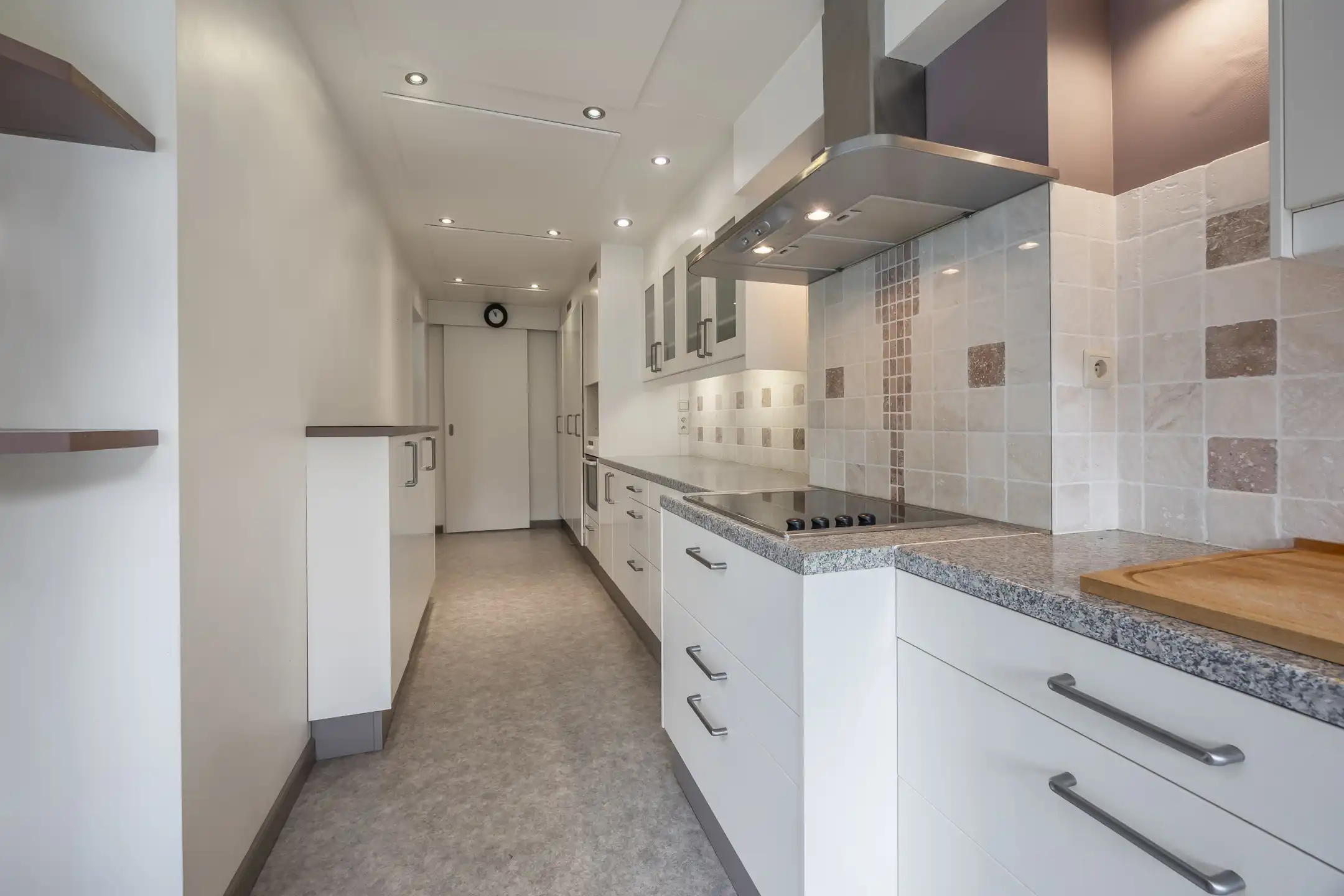 Ruime halfopen woning op zuidgericht perceel van 752 m² foto 8