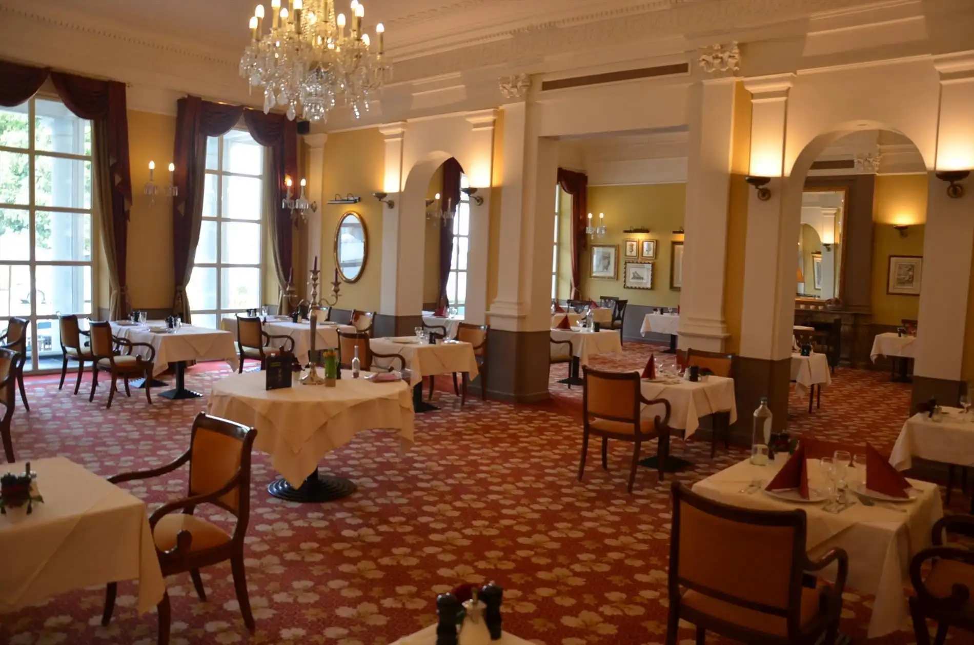 Gerenoveerde serviceflat met 1slk in klassevolle residentie in hartje Brugge foto 19