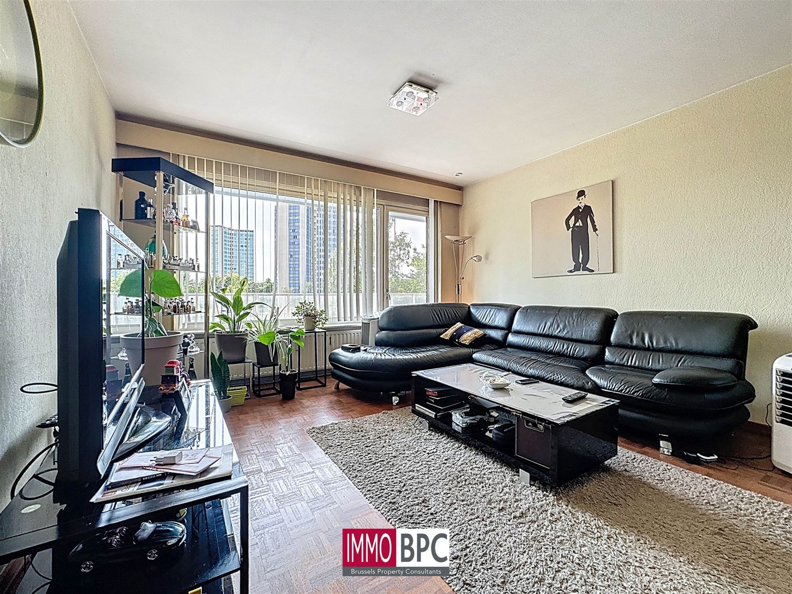 Te renoveren 2-slaapkamerappartement met zuidgericht terras foto 2