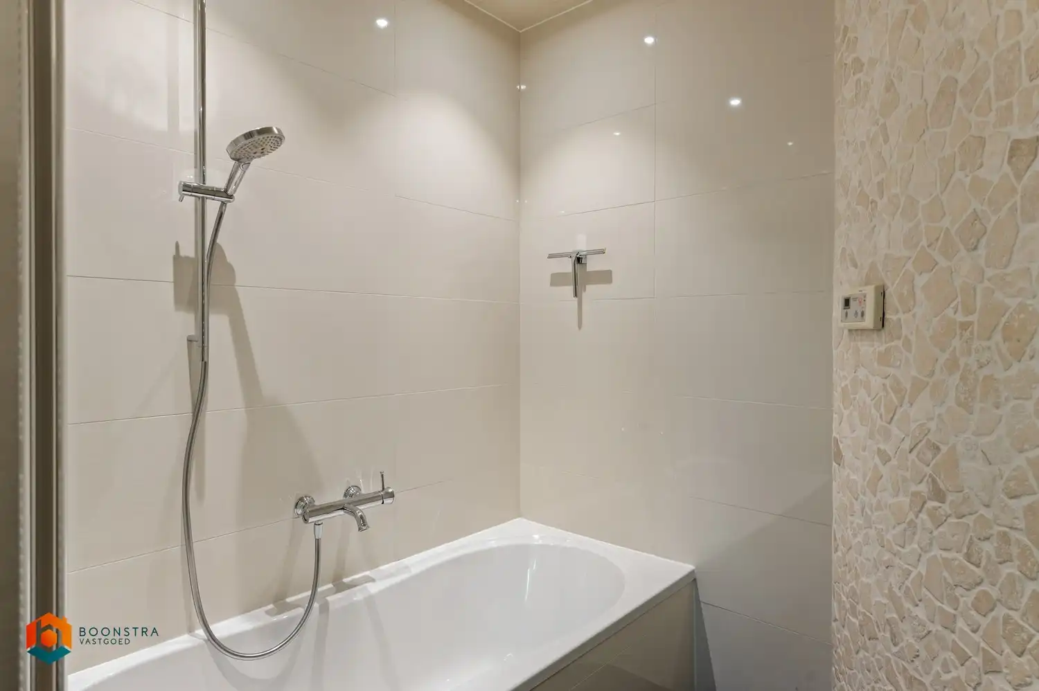 Prachtige en energiezuinige villa (587 m² bewoonbaar) op een perceel van 2617 m² te Hulshout foto 17