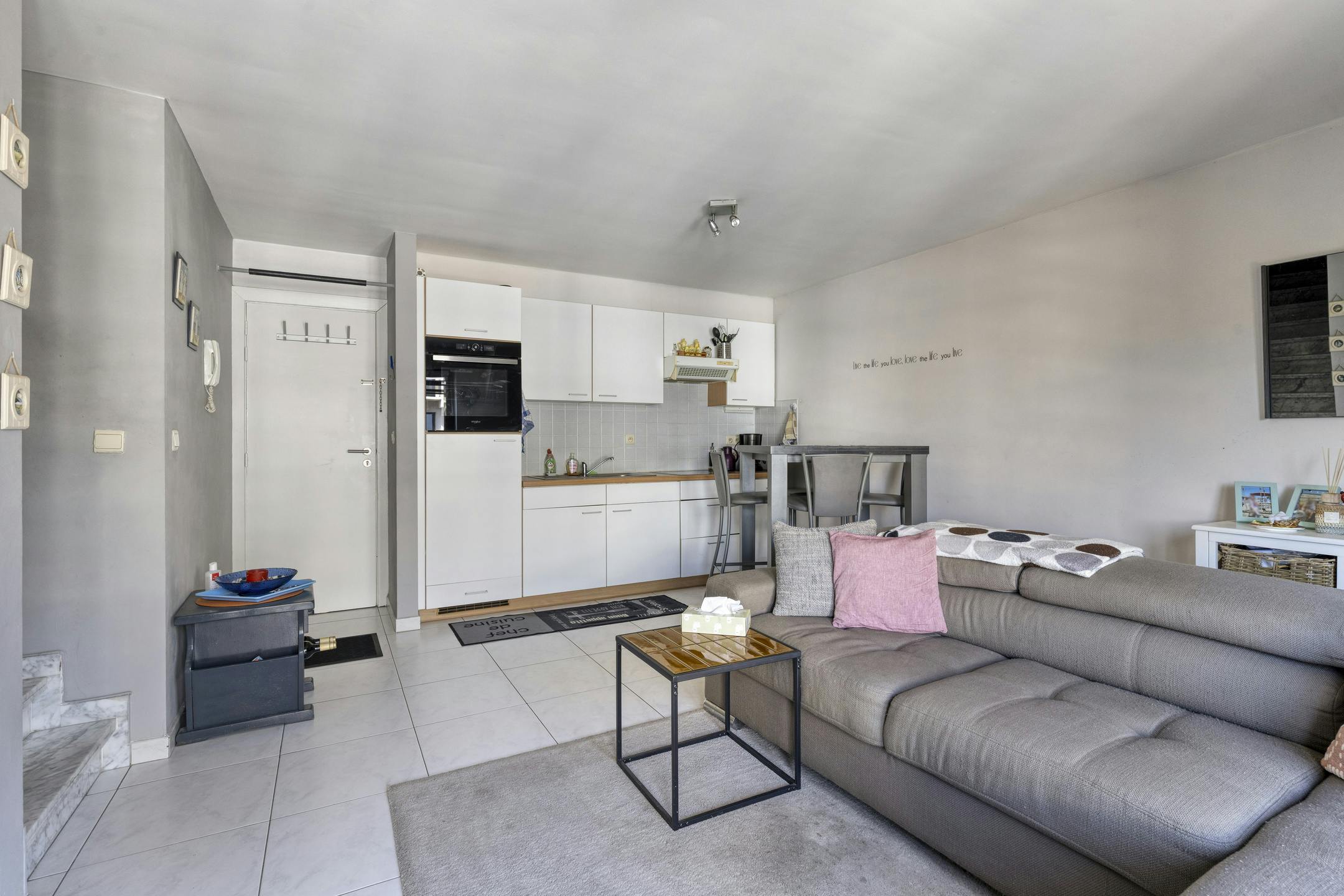 Instapklare duplex met 2 slaapkamers in het hartje van Koksijde-Bad foto 4