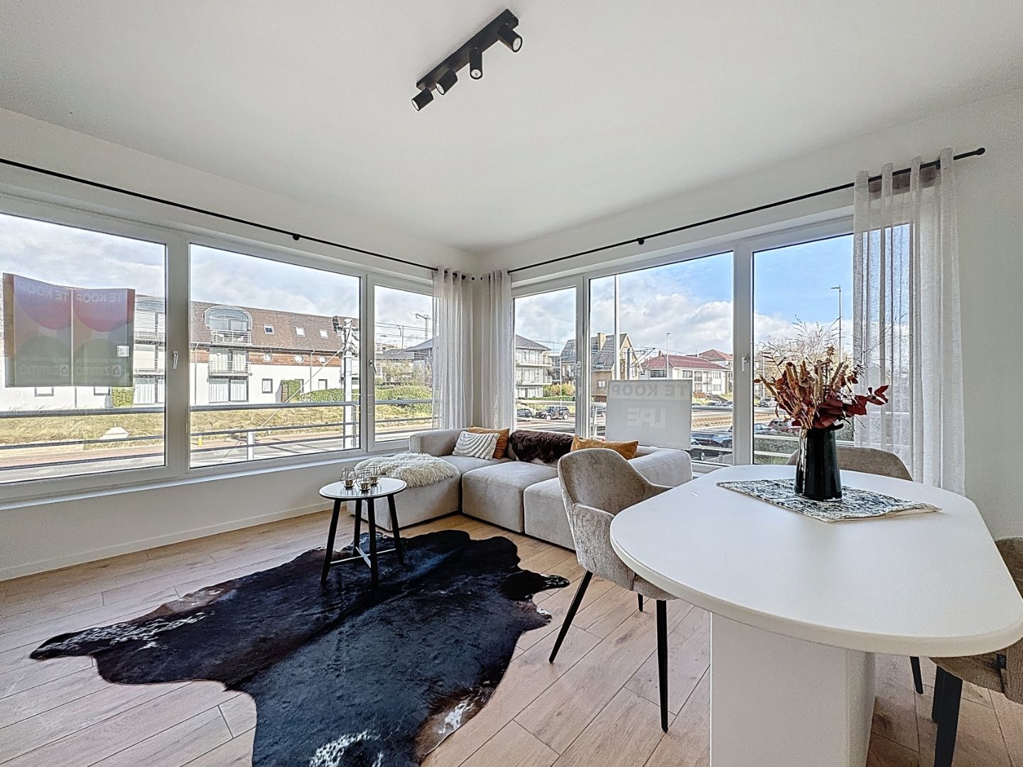 Gerenoveerd appartement nabij het strand. foto 3