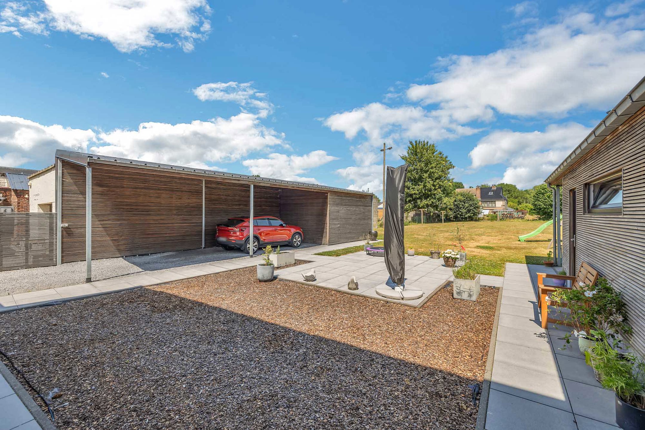 Handelshuis op strategische locatie te Roosdaal  foto 28