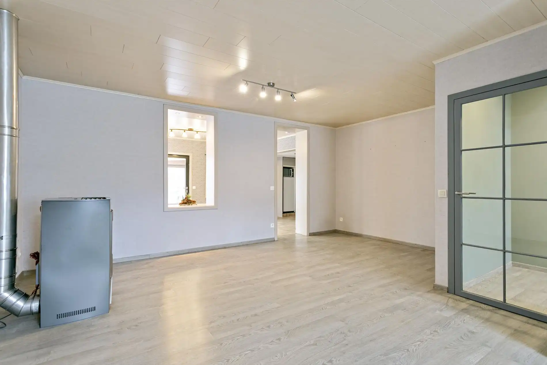 Woning met 2/3 slaapkamers op 595 m², rustig gelegen in Geel-centrum ! foto 8